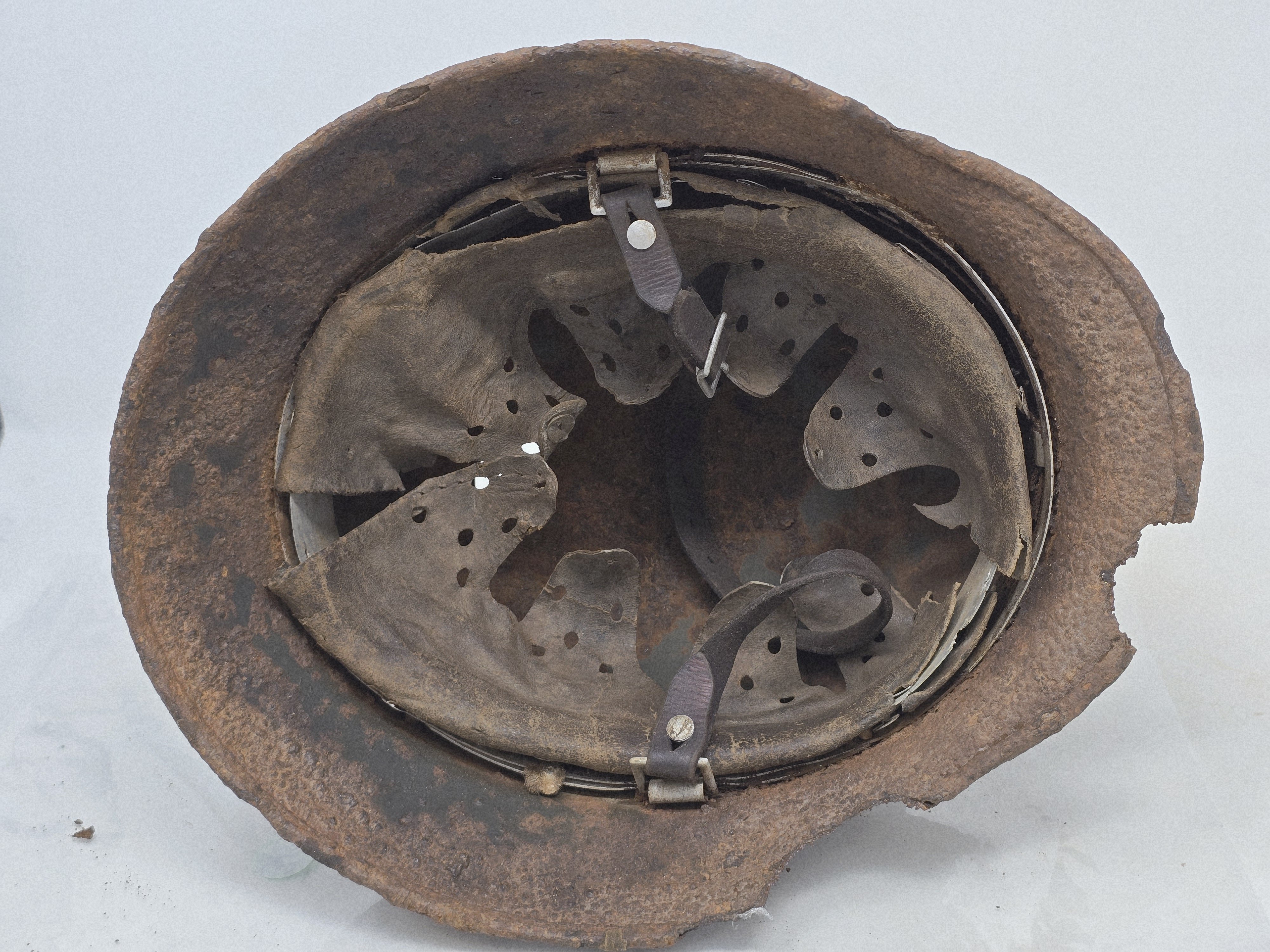 Really Killer Quist Battlefield Helmet — image 11