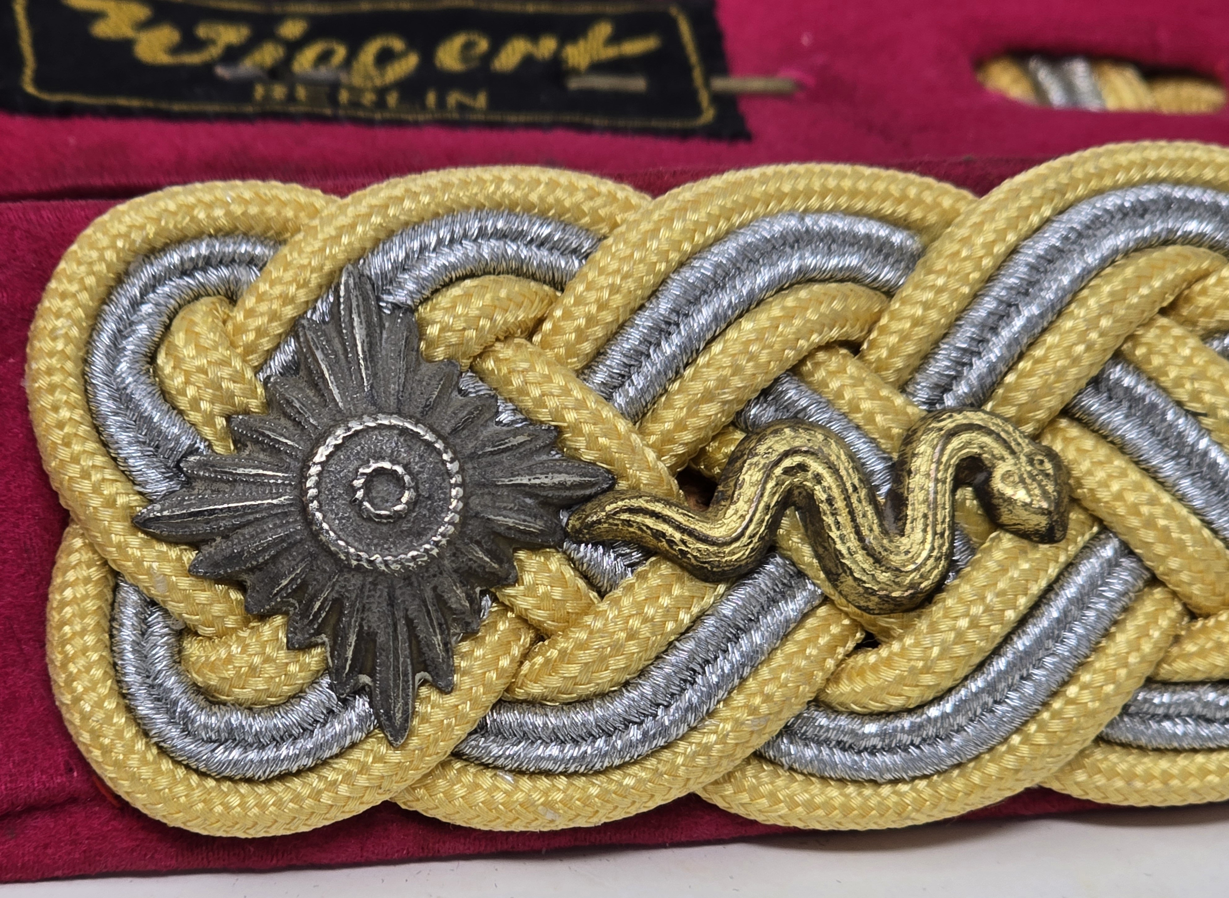 Heer Veterinary General's Boards — image 4