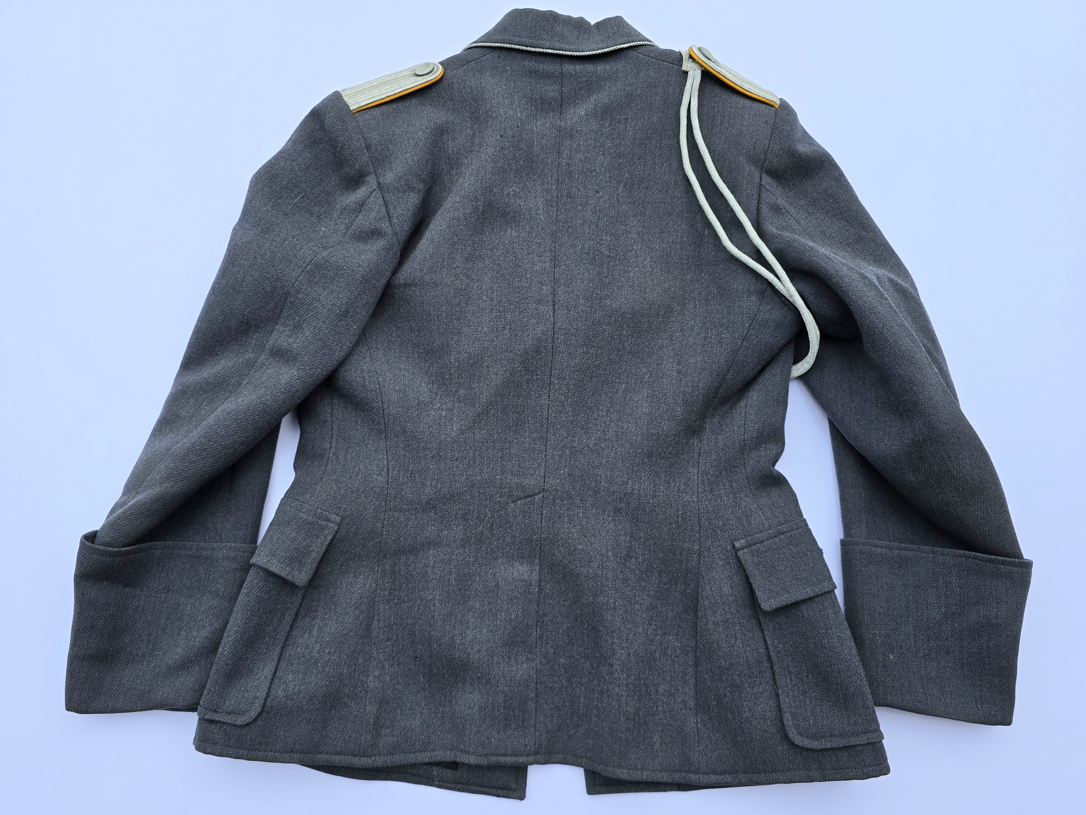 Luftwaffe Leutnant der Flieger– or FJ– Blouse and Trousers — image 4