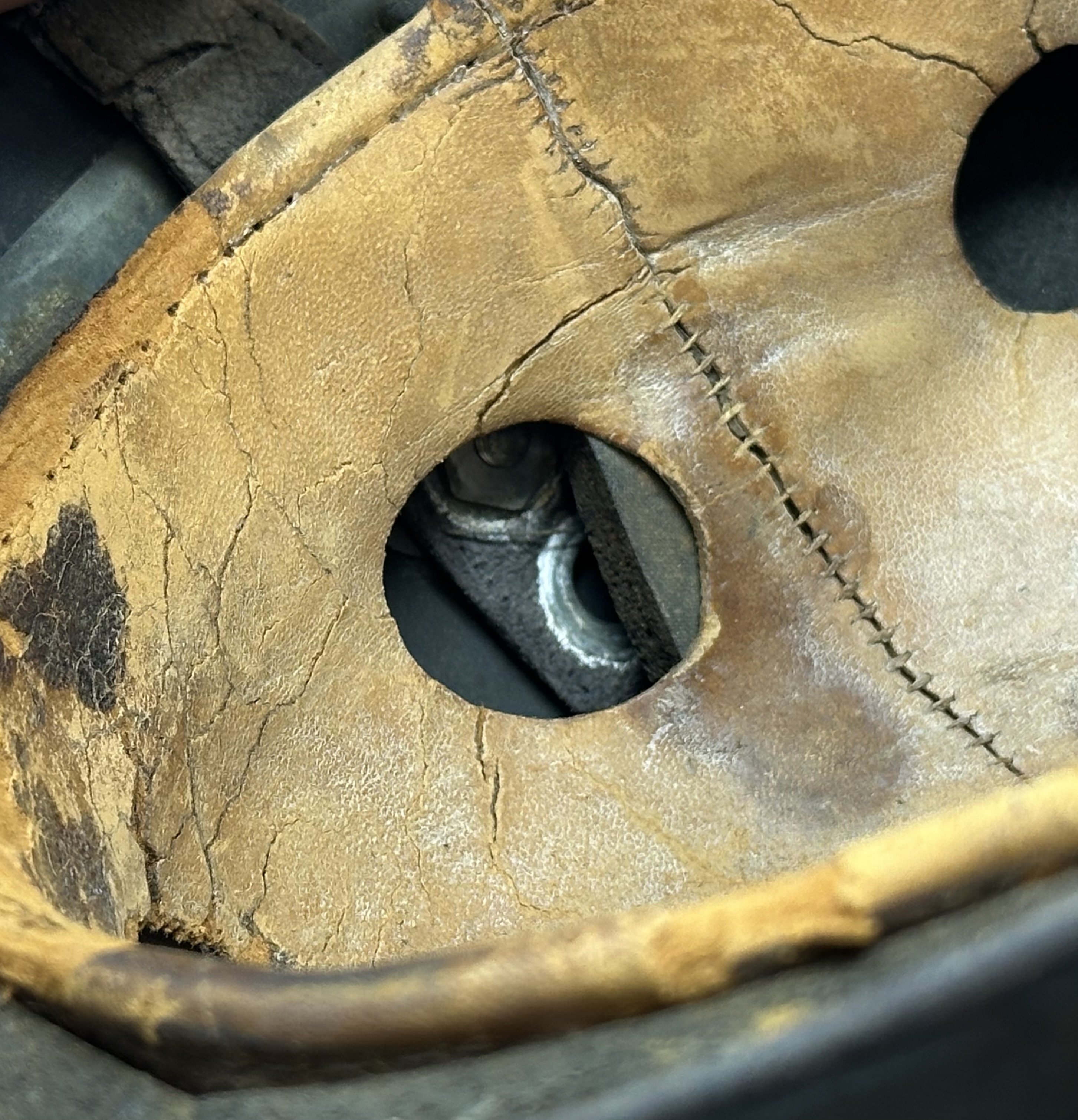 FJ Paratrooper No Decal Helmet — image 17