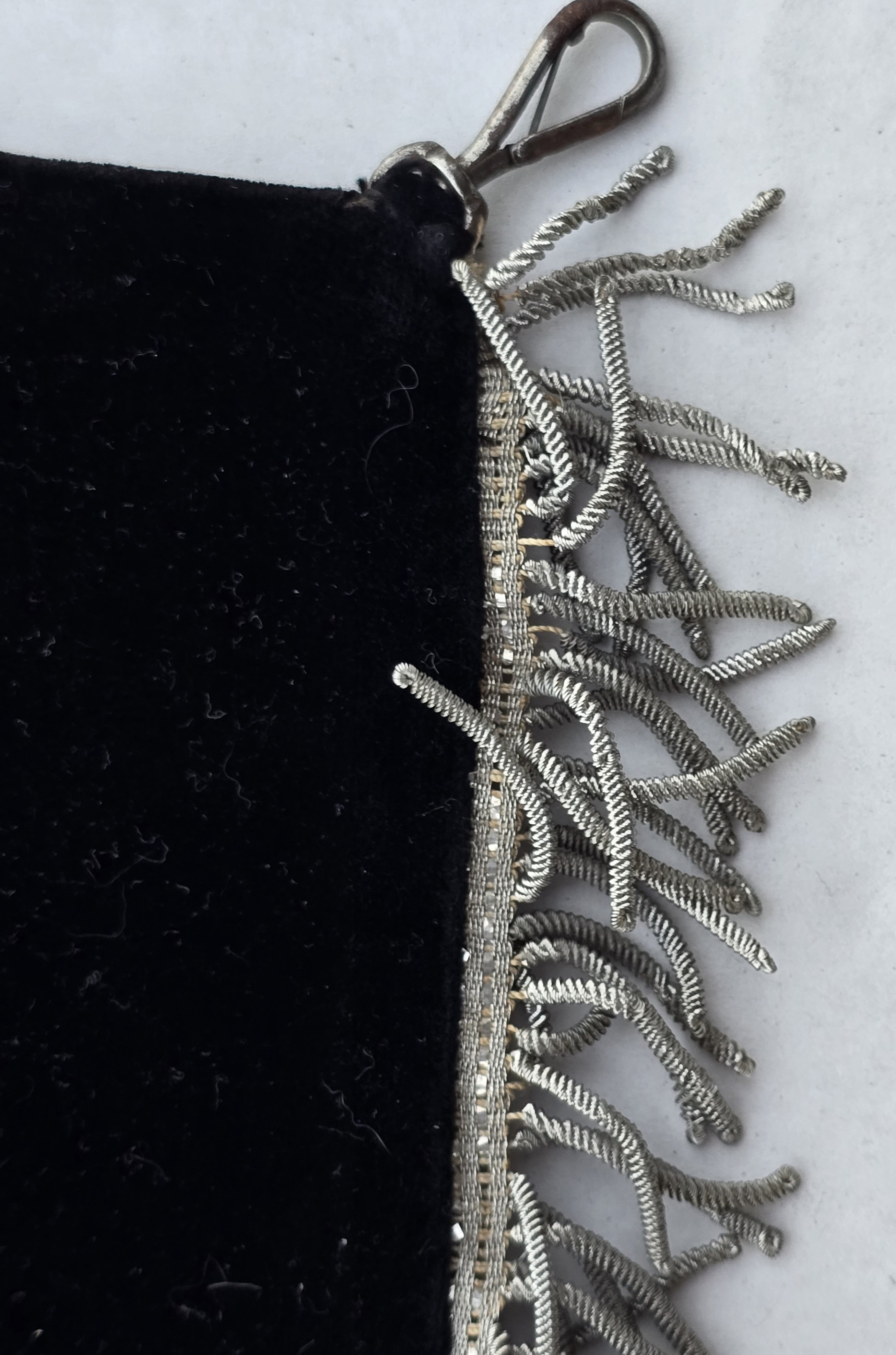 Incredible, Early SS-VT Trumpet Banner Delich Letter — image 9