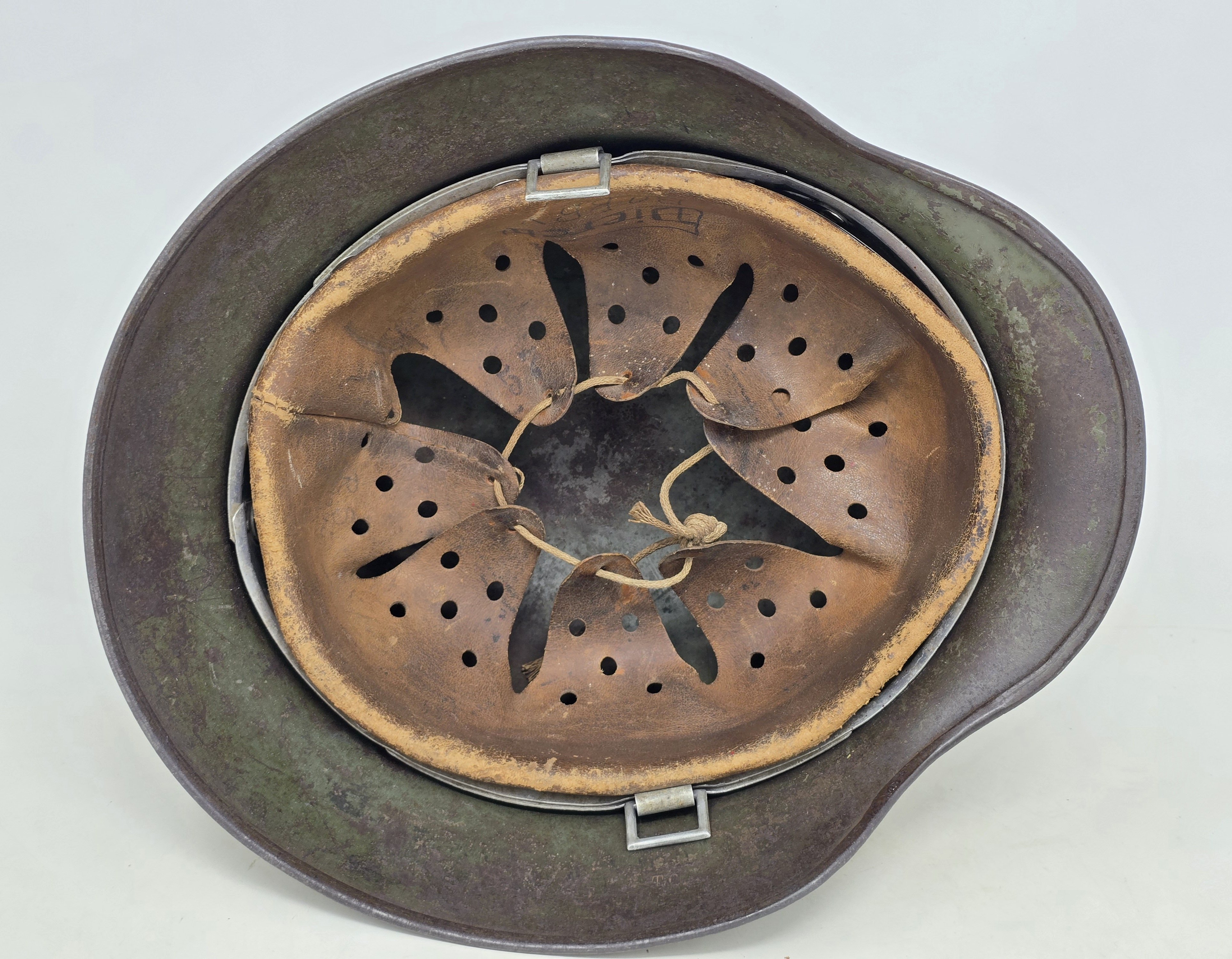 Heavy Combat Used Waffen-SS M35 Double Decal — image 15