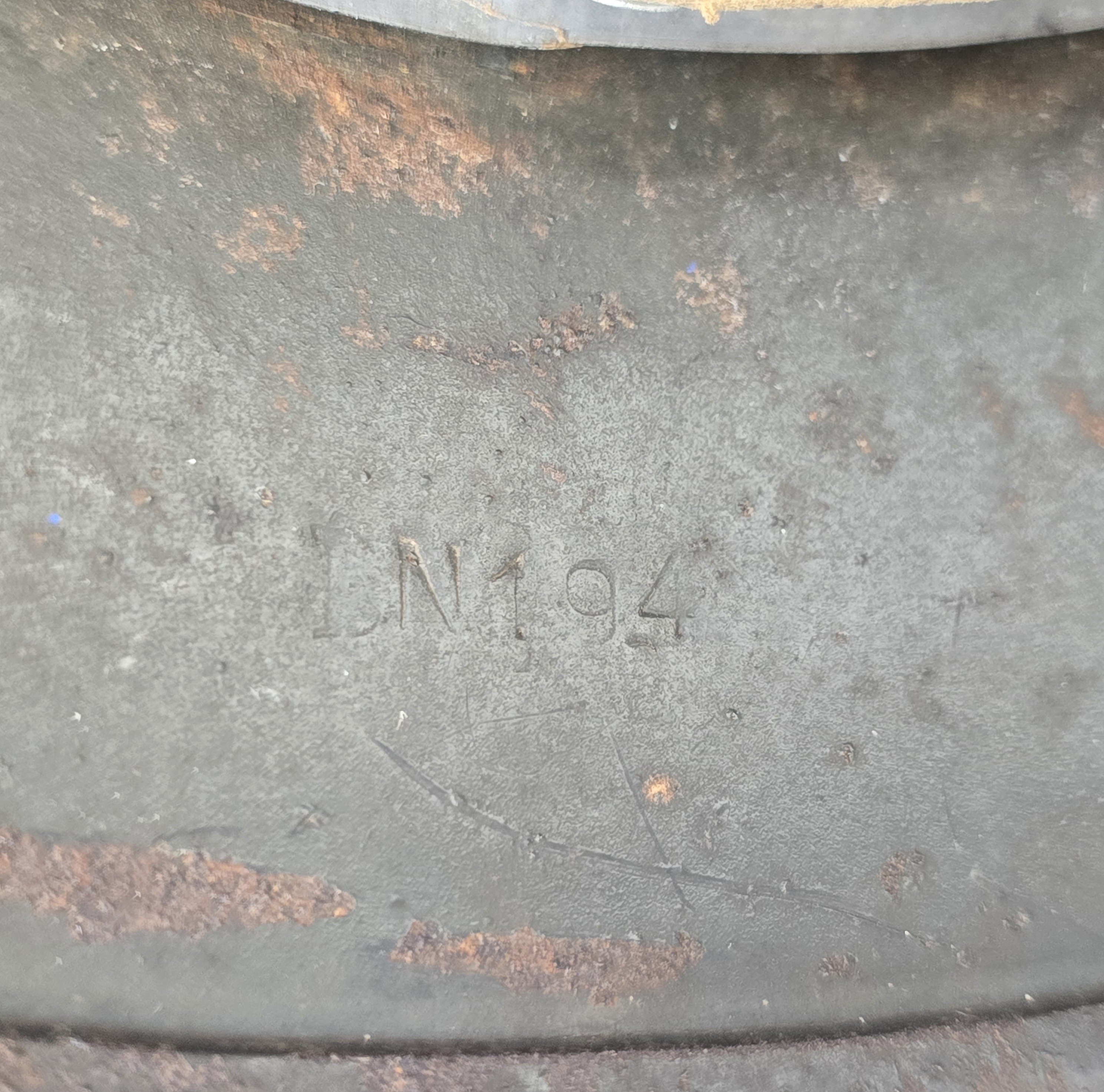 Combat Waffen-SS M40 Helmet, Q64 — image 12