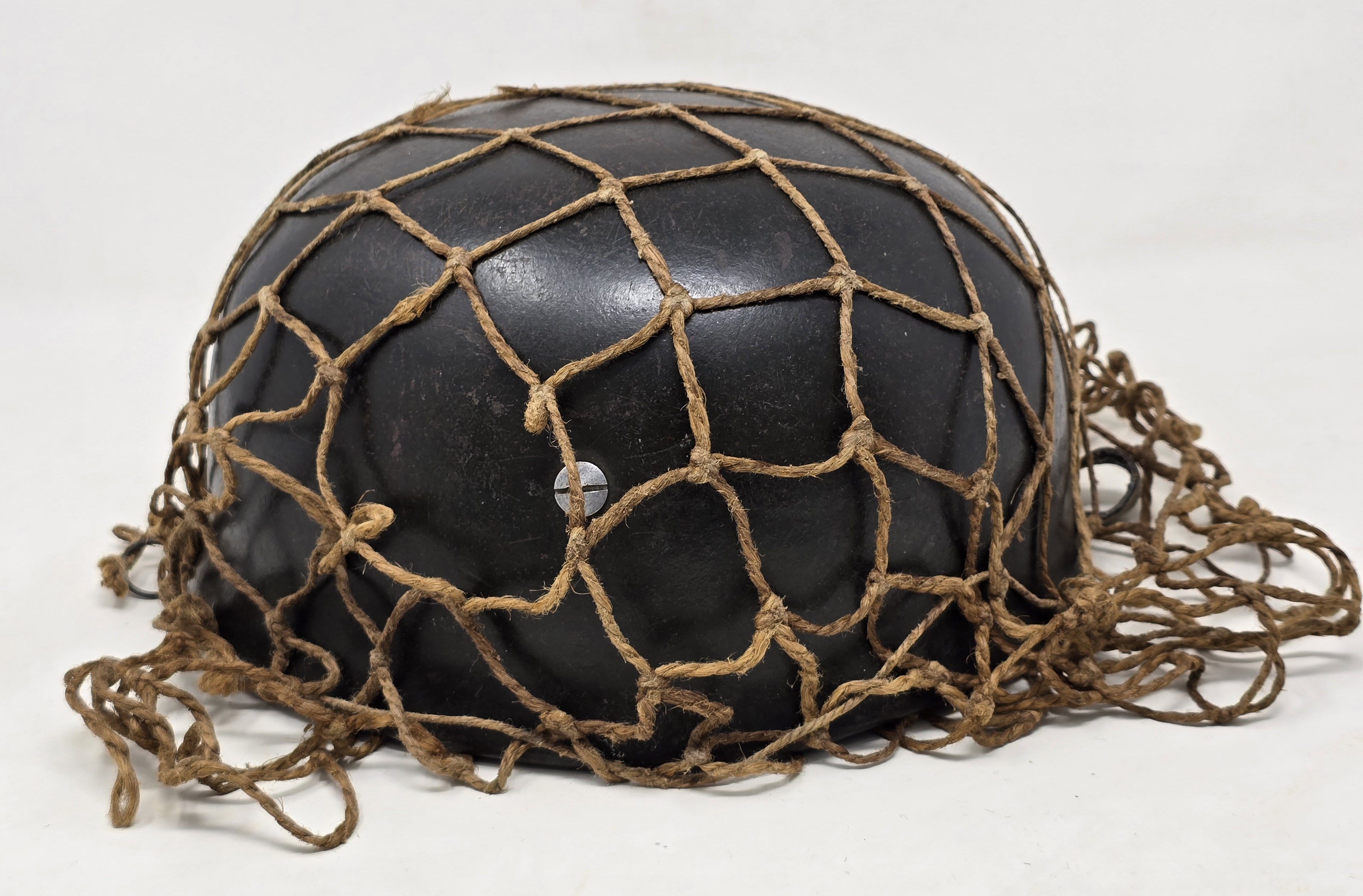 Striking Luftwaffe Fallschirmjäger Helmet, Netted! — image 10
