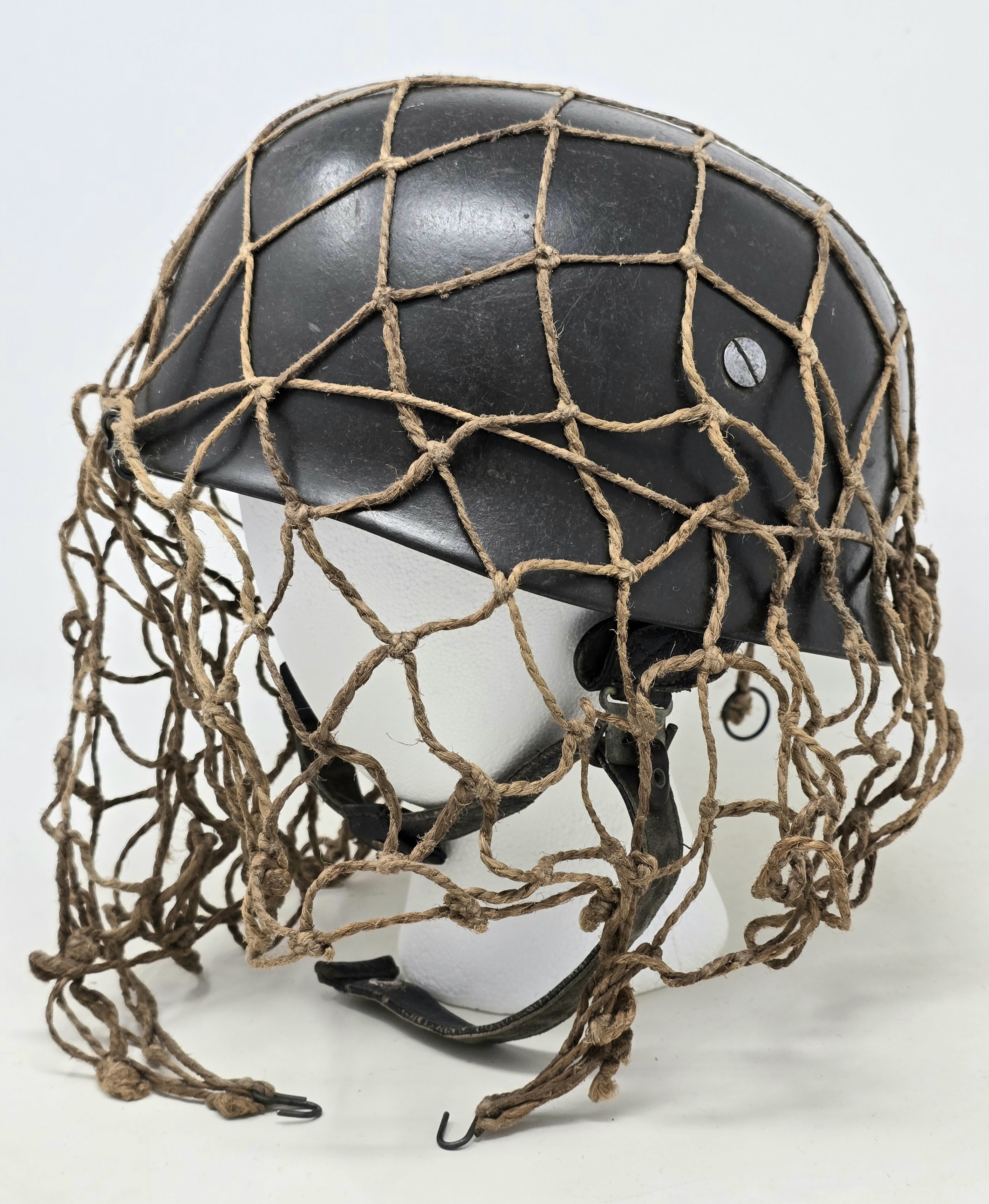 Striking Luftwaffe Fallschirmjäger Helmet, Netted! — image 28