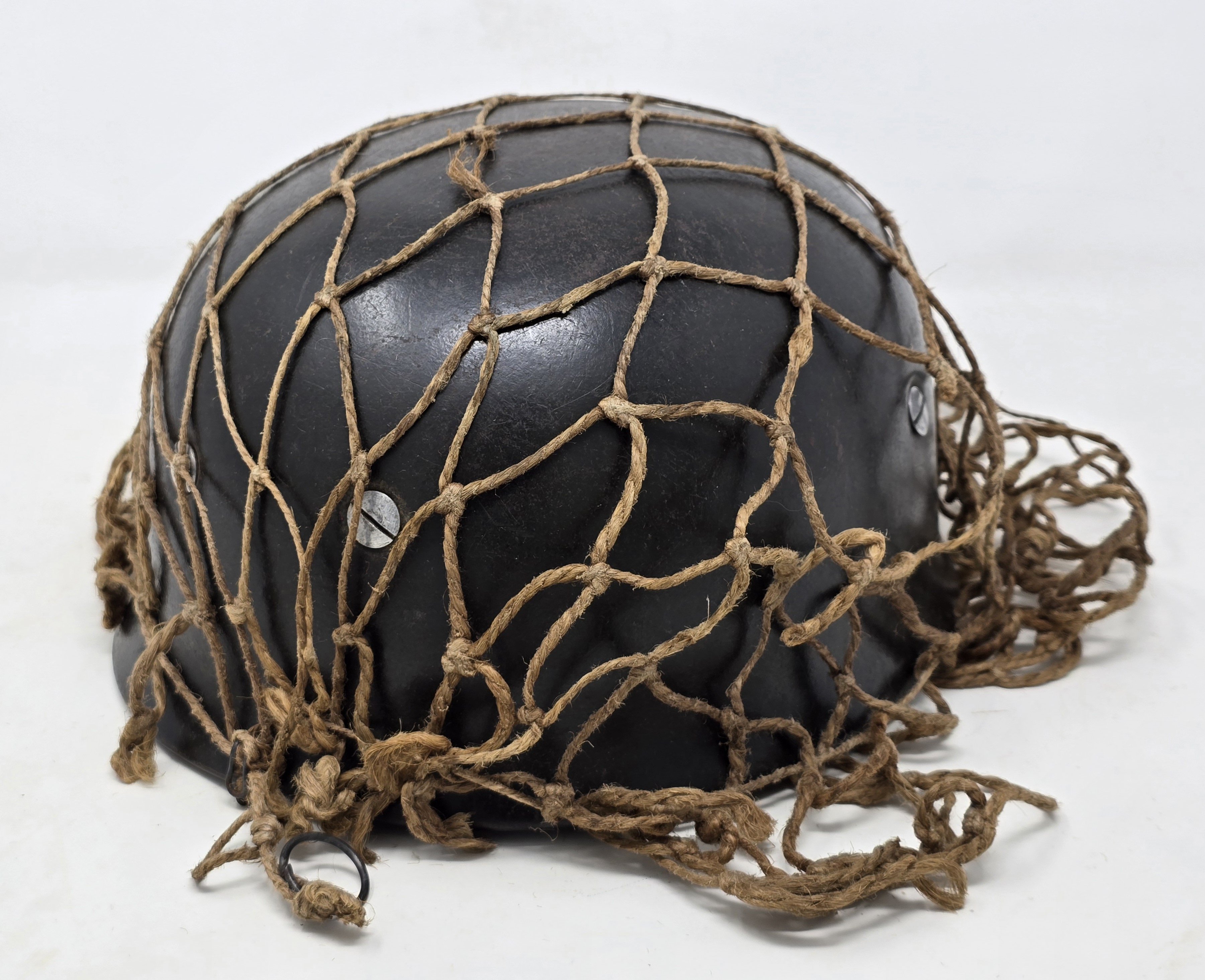 Striking Luftwaffe Fallschirmjäger Helmet, Netted! — image 9