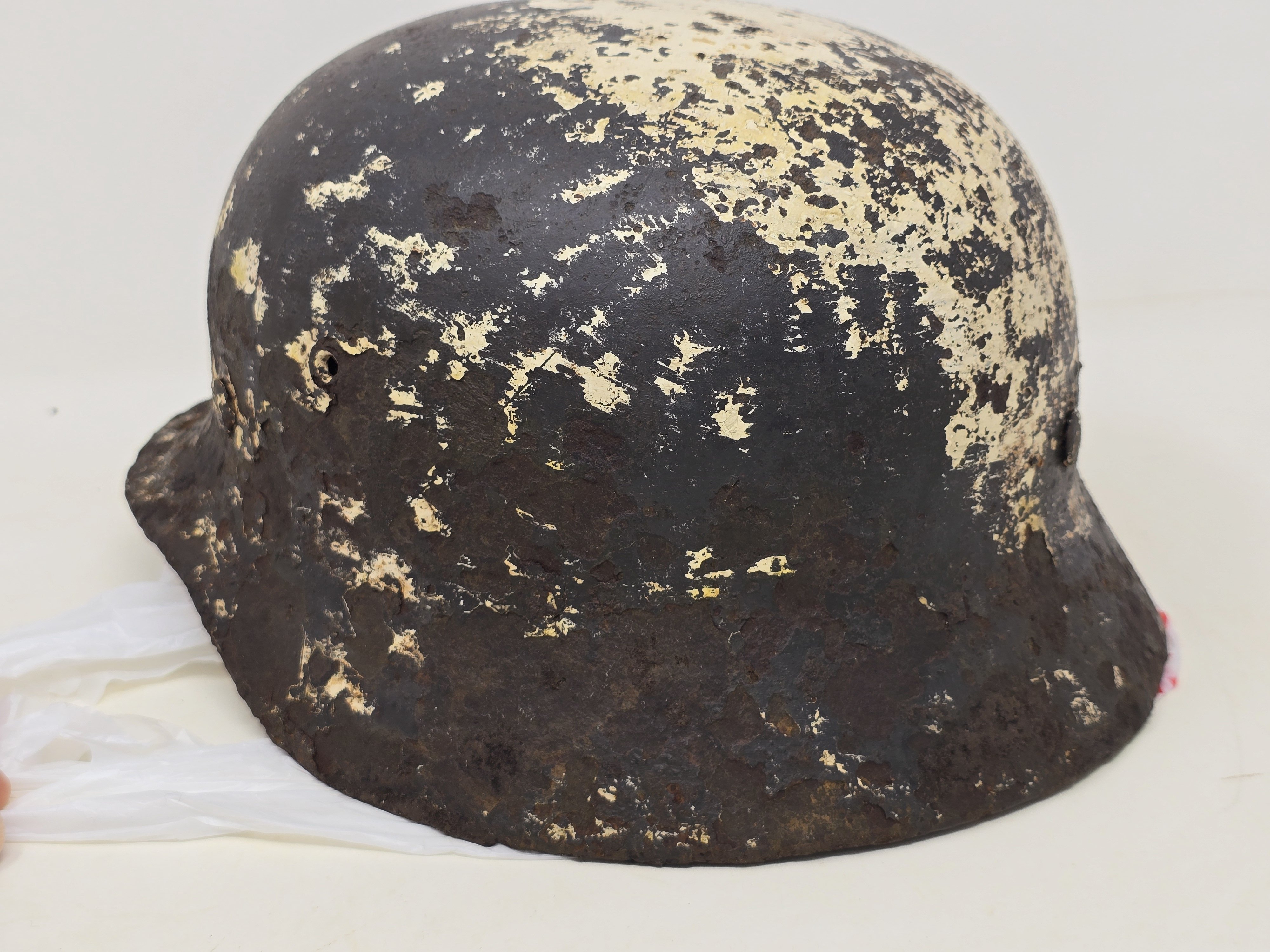 SS Winter Camo Helmet, Battlefield Pickup — image 7