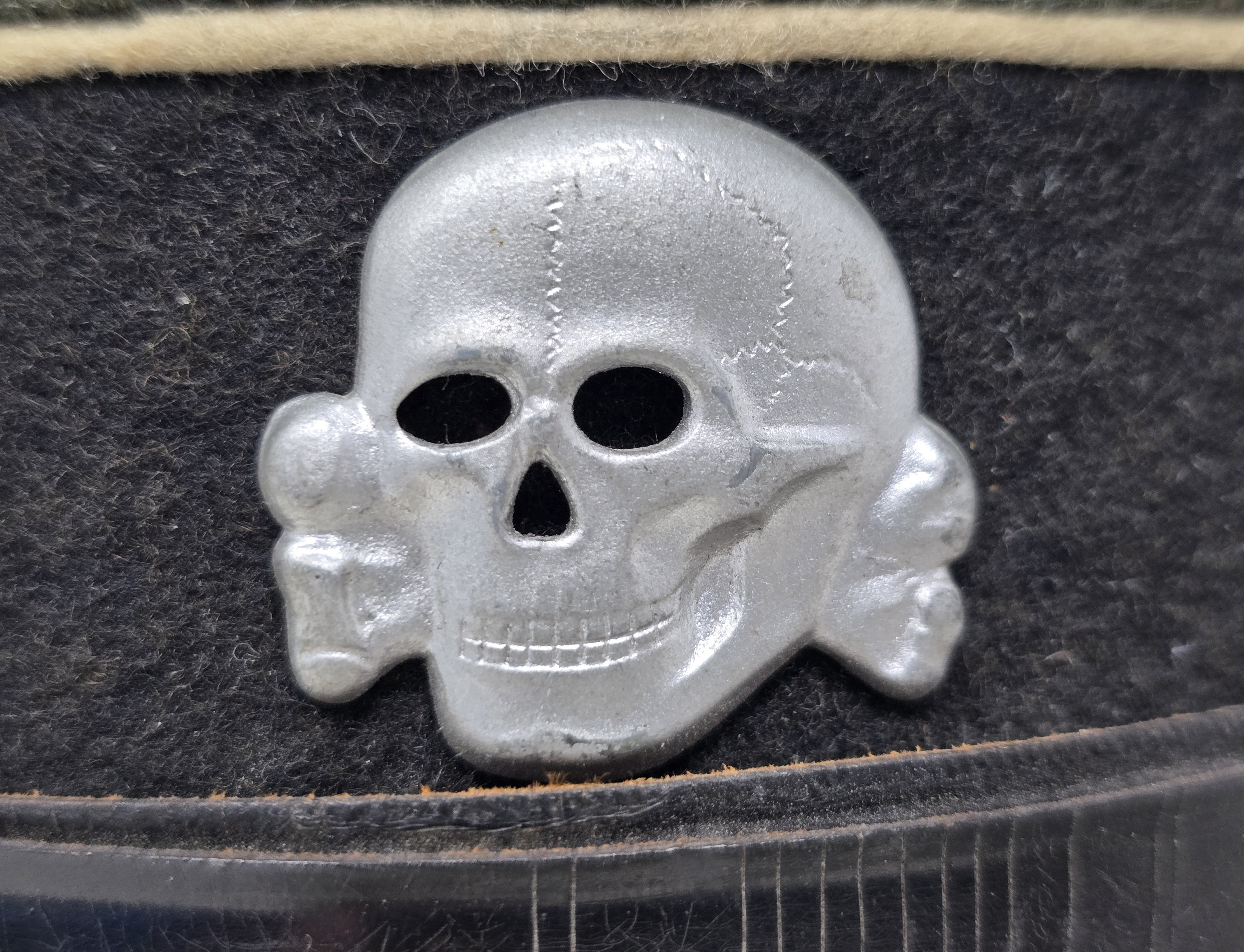 Waffen-SS NCO's Visor Cap — image 3