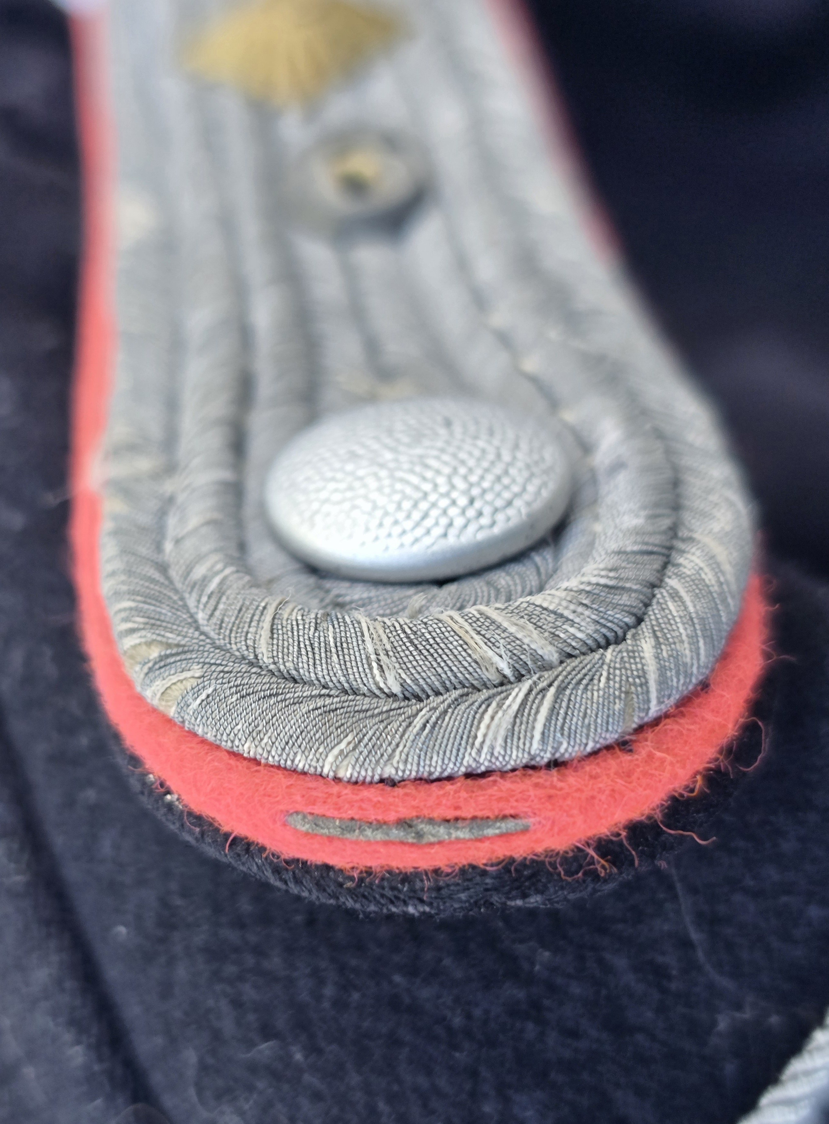 Striking 9th SS Pz Div 'Hohenstaufen' Wrap, **Delich COA** — image 4