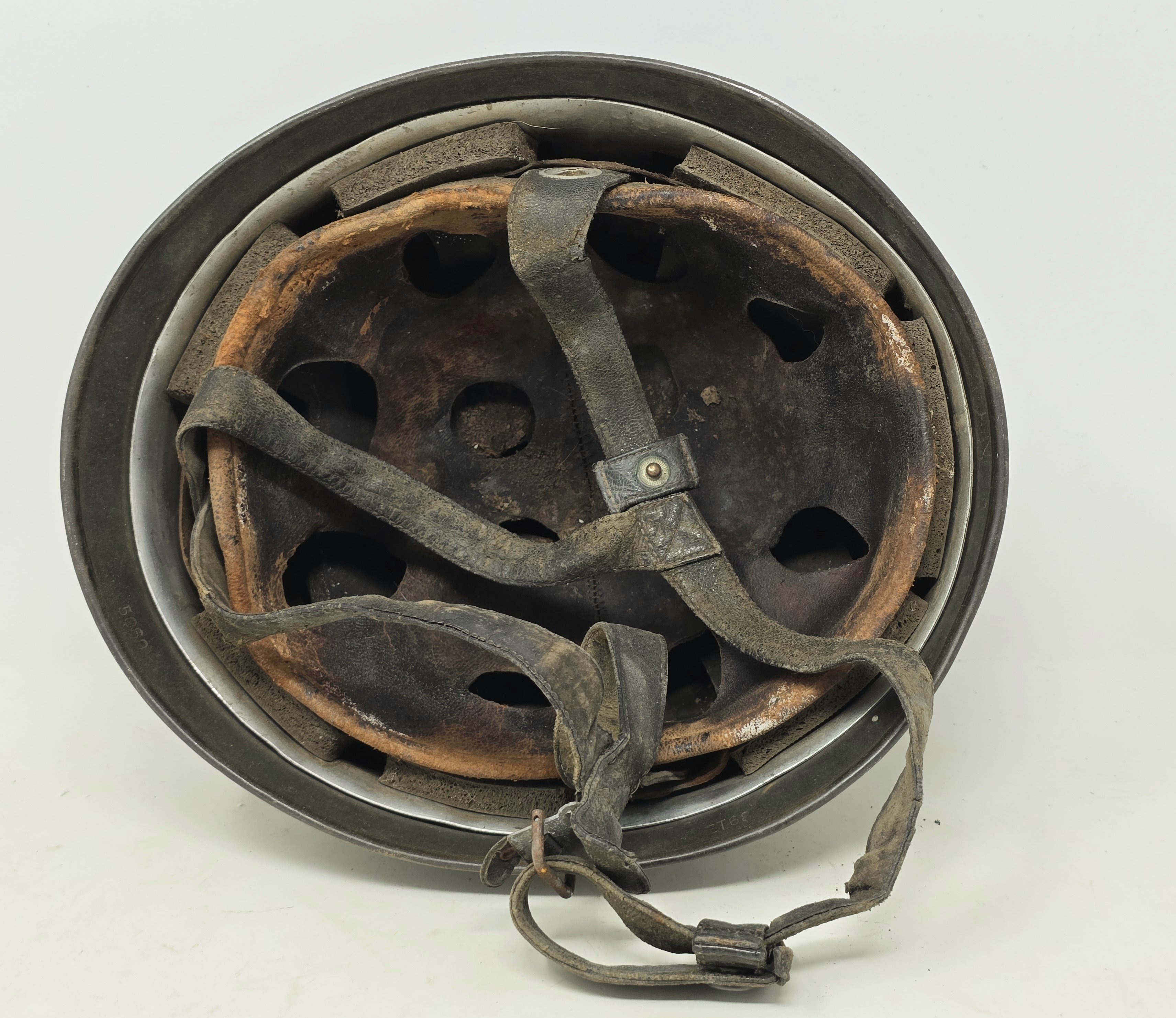 Untouched FJ Early Spanner Single Decal Paratrooper Helmet — image 2