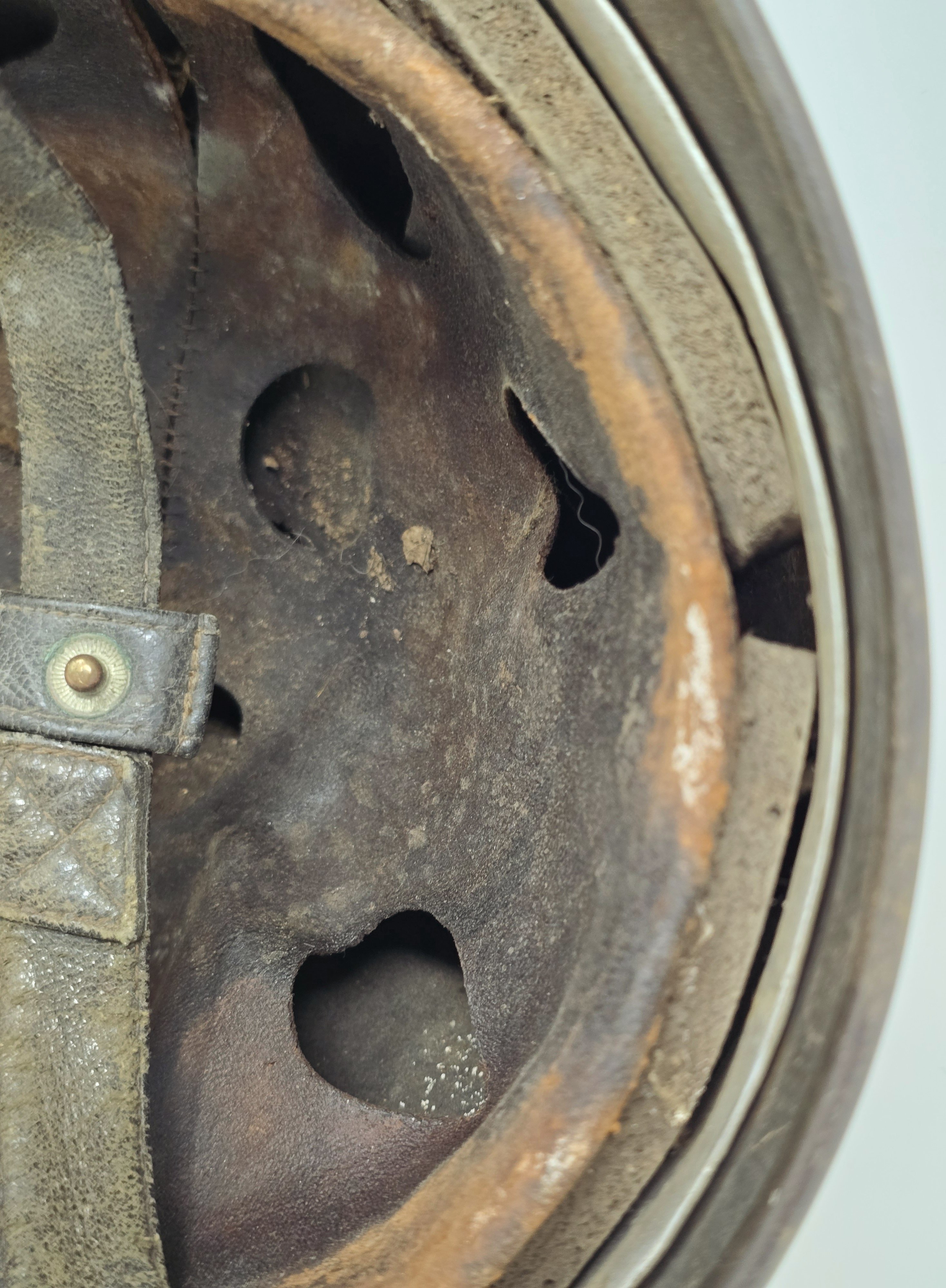 Untouched FJ Early Spanner Single Decal Paratrooper Helmet — image 4