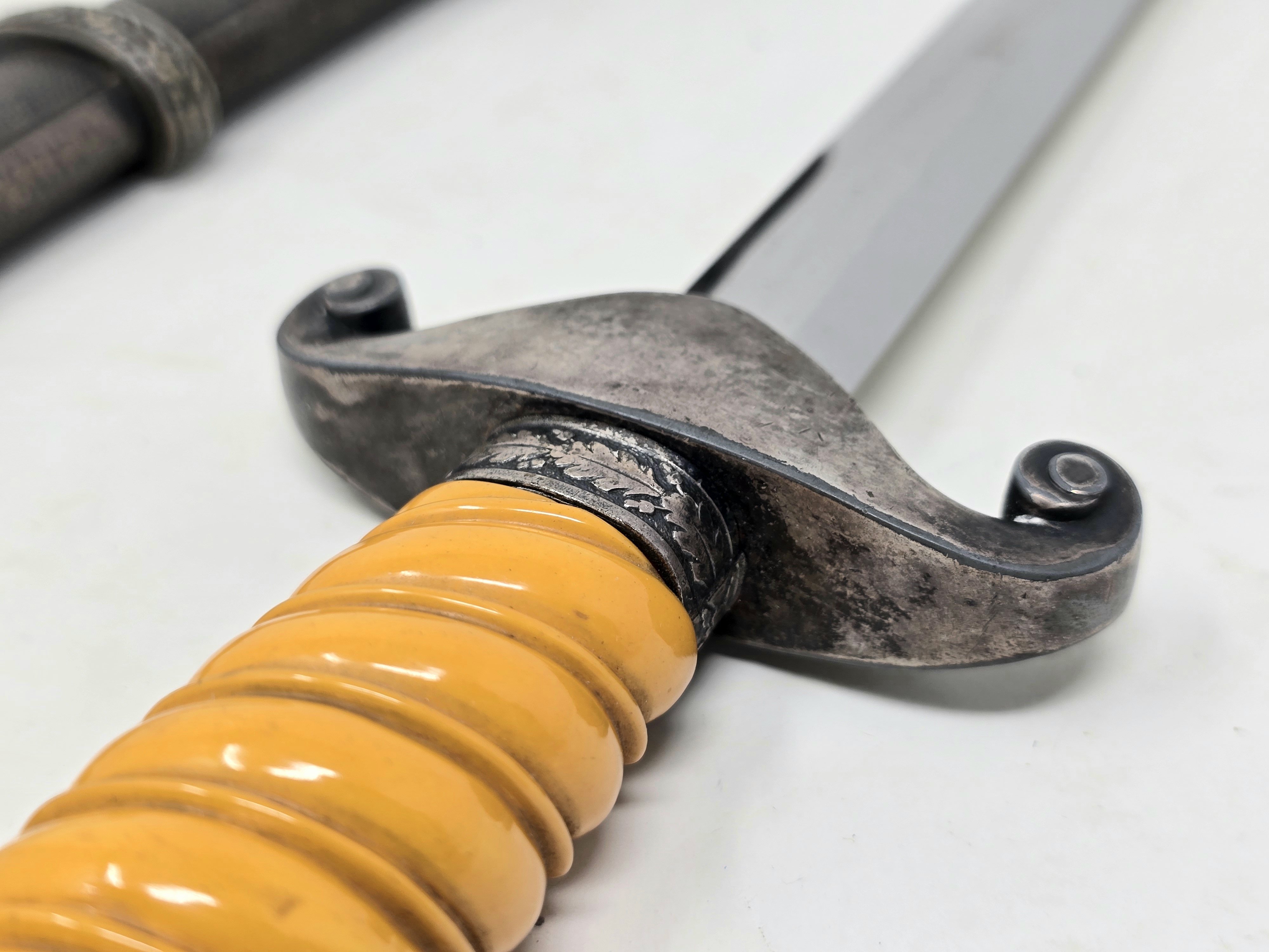 Heer Officer's Dagger — image 3