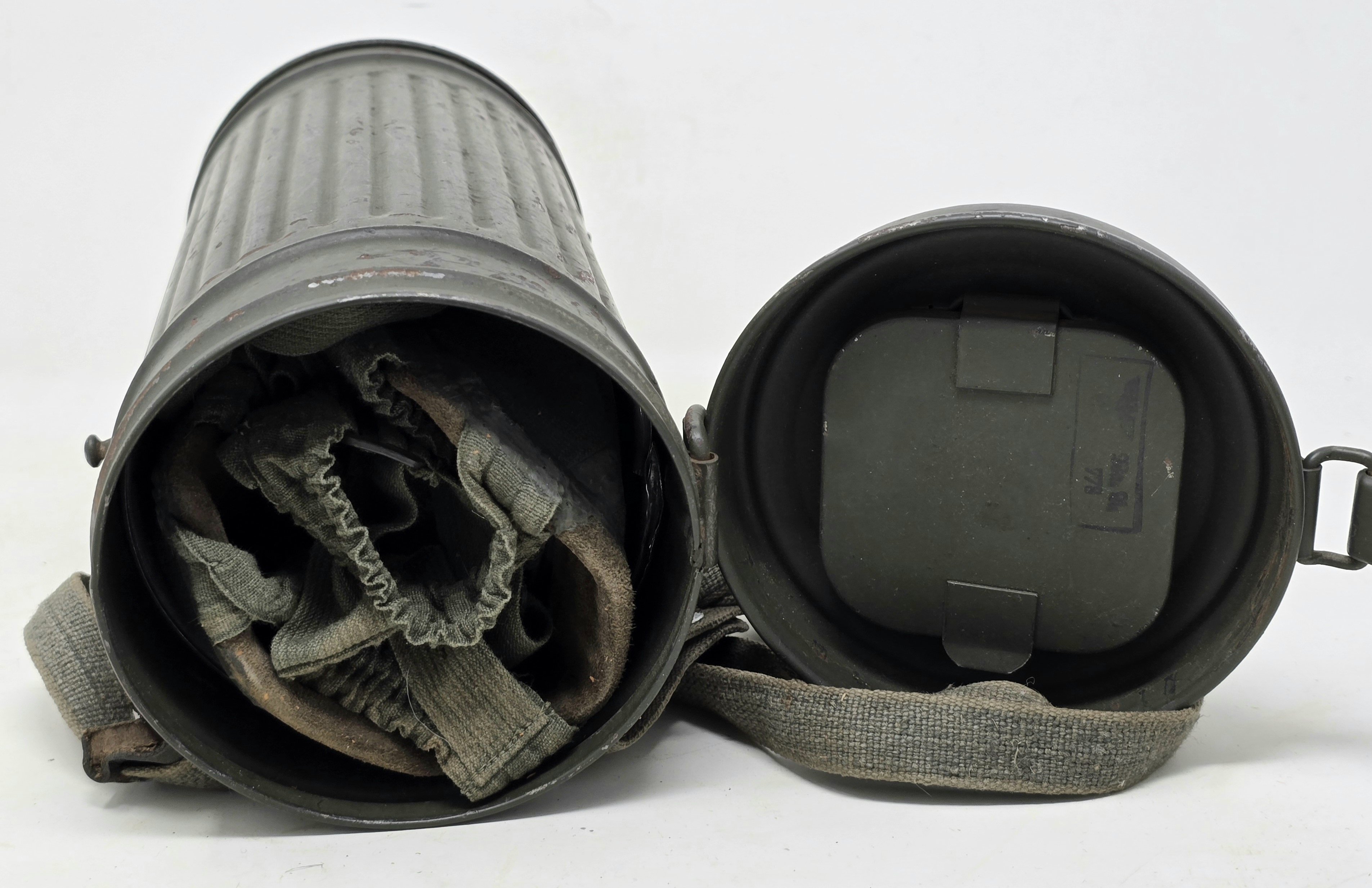 Minty, Complete Gas Mask — image 10