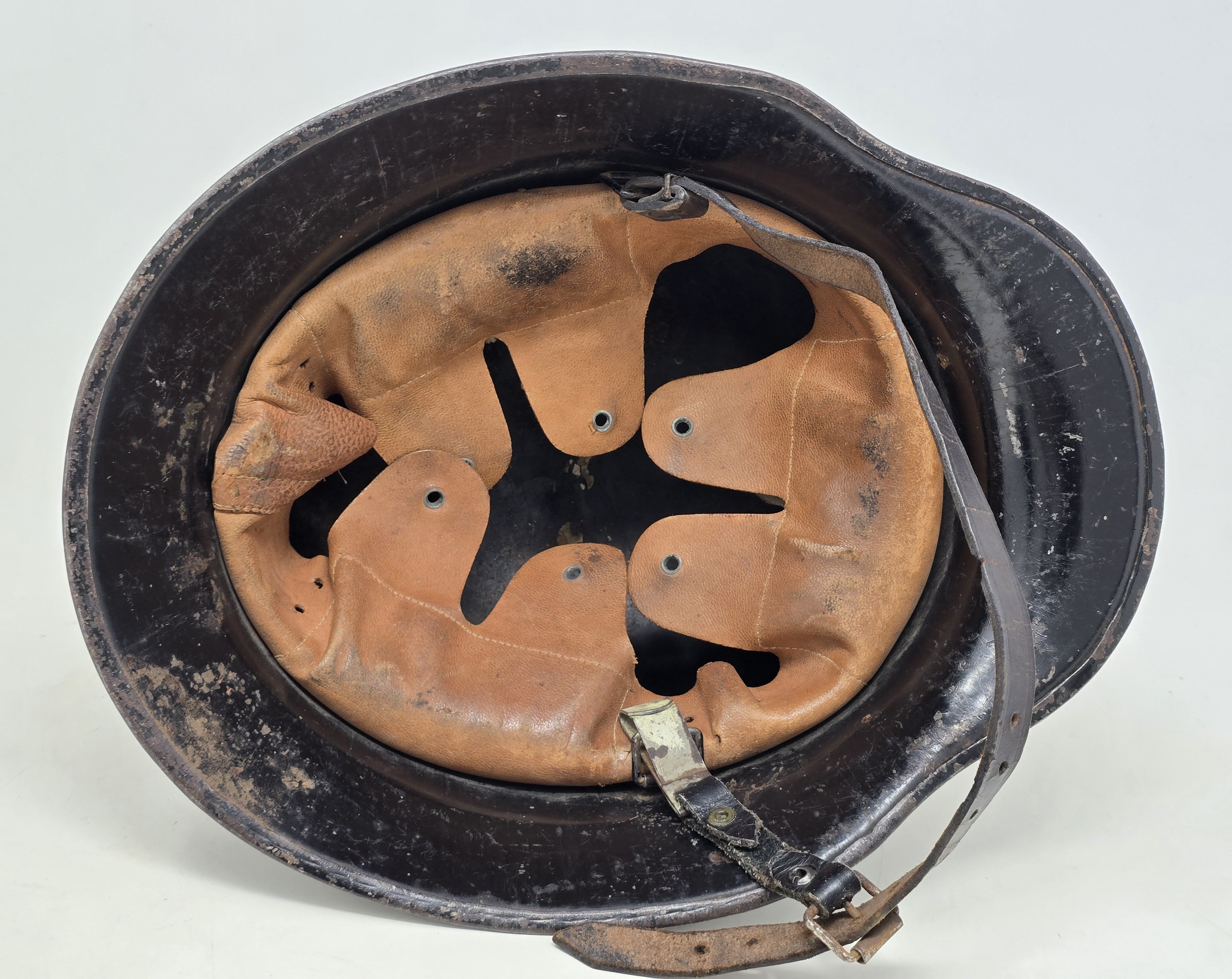 Early SS 'Pre-RZM' M18 Commercially Produced Helmet — image 6