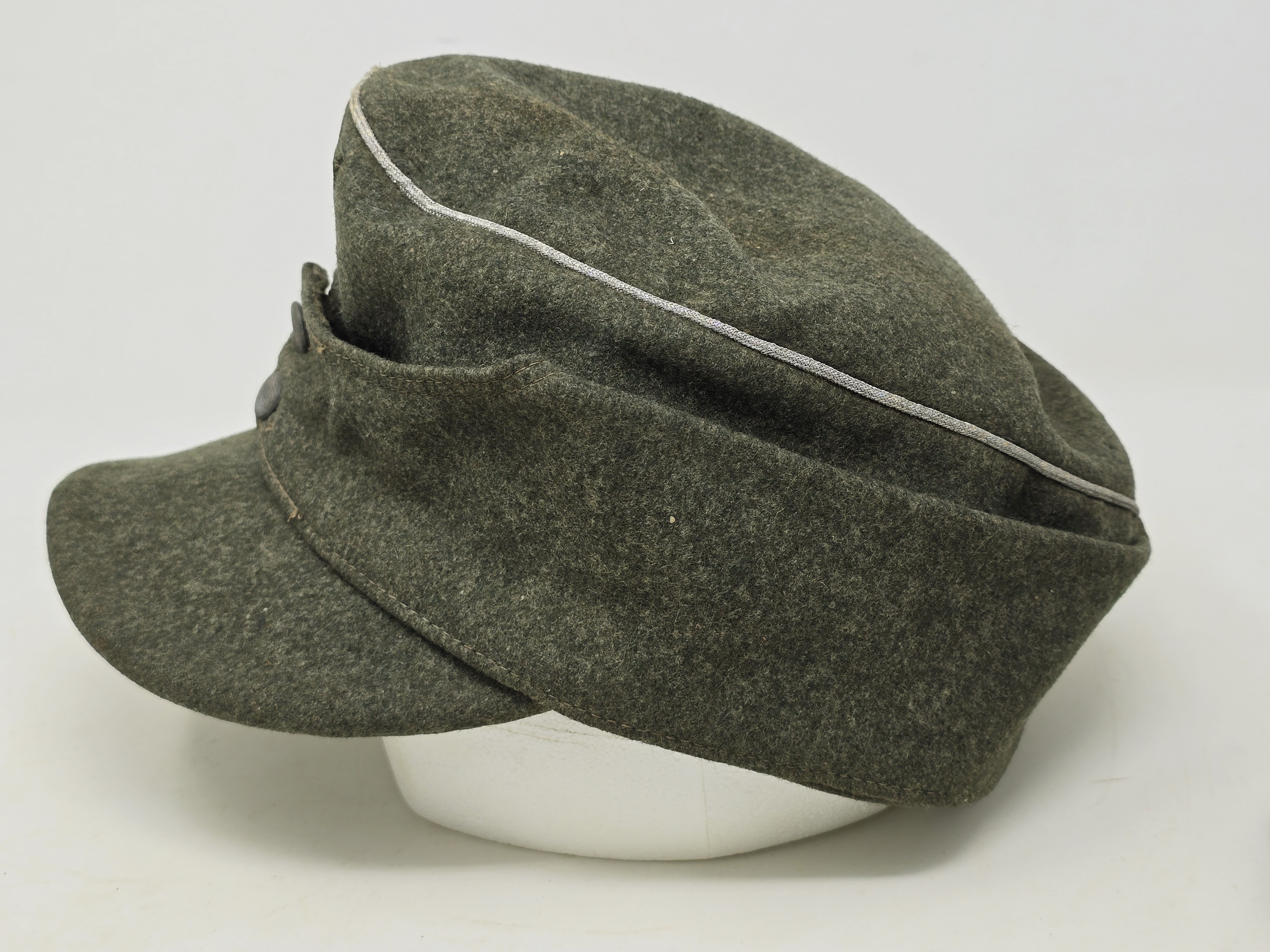 Outstanding Heer Officer's M43 Cap — image 4