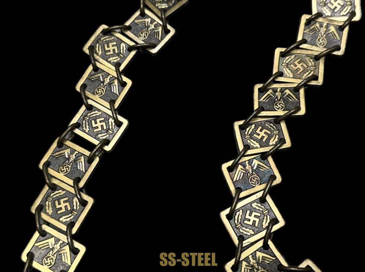 NSDAP Political Leaders Gorget w/ Case — image 14