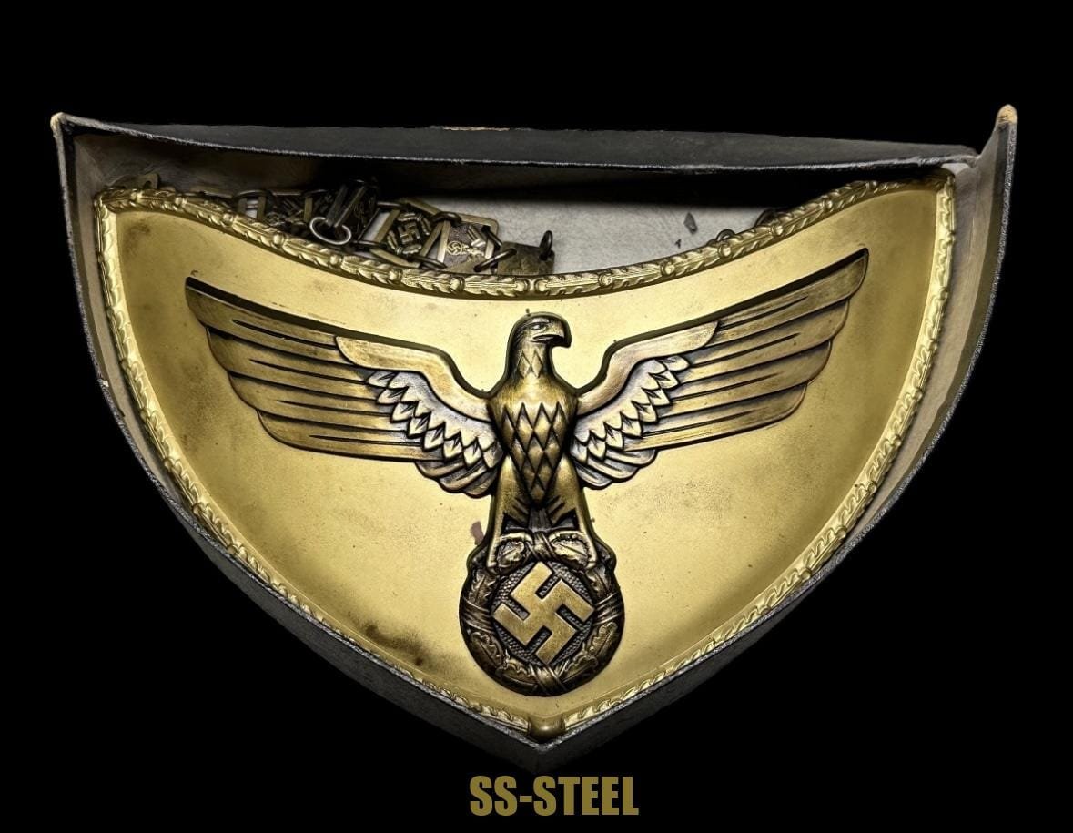 NSDAP Political Leaders Gorget w/ Case — image 6