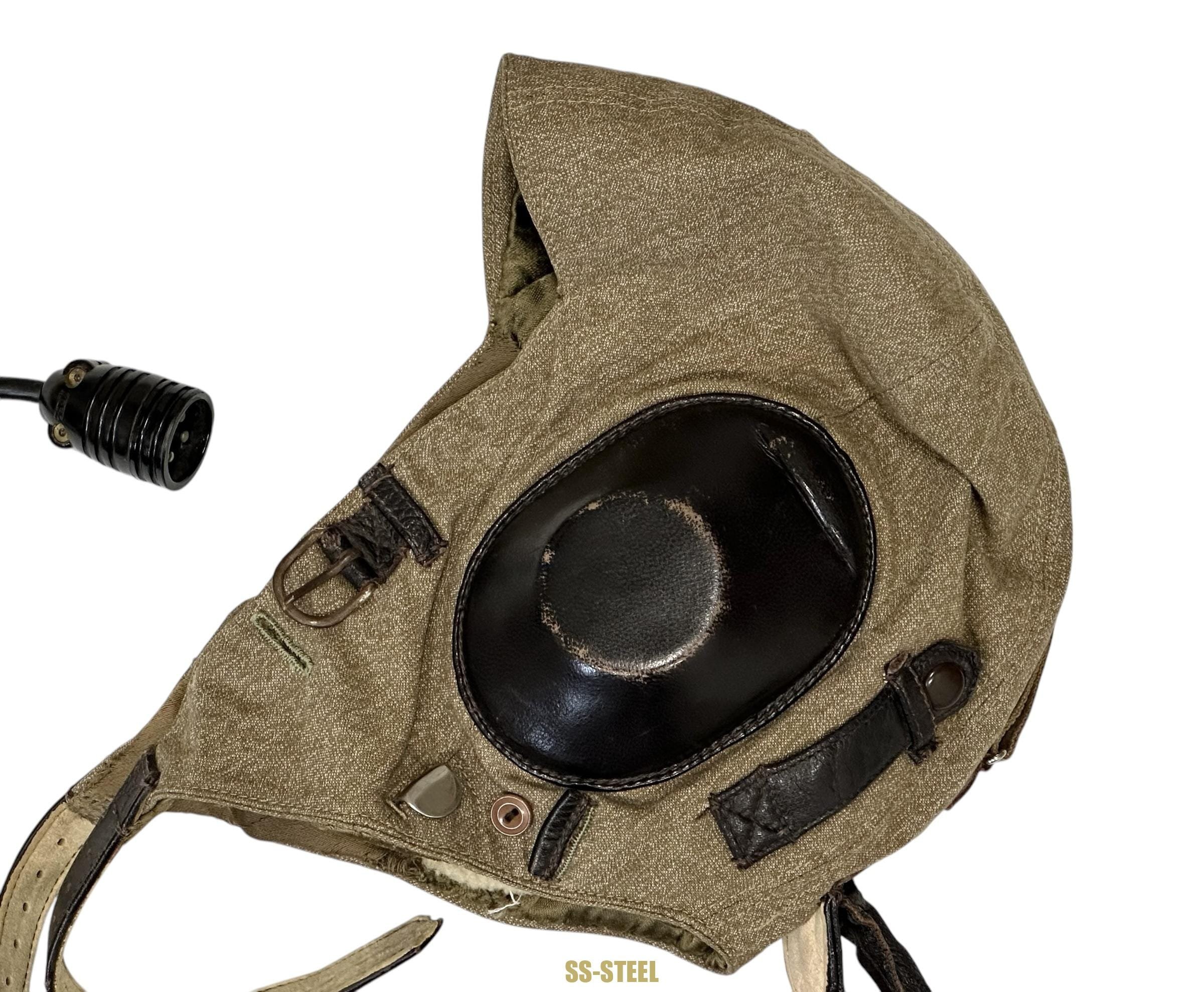 Luftwaffe LKpS101 Helmet, Pilot Gloves, Jump School Document — image 11