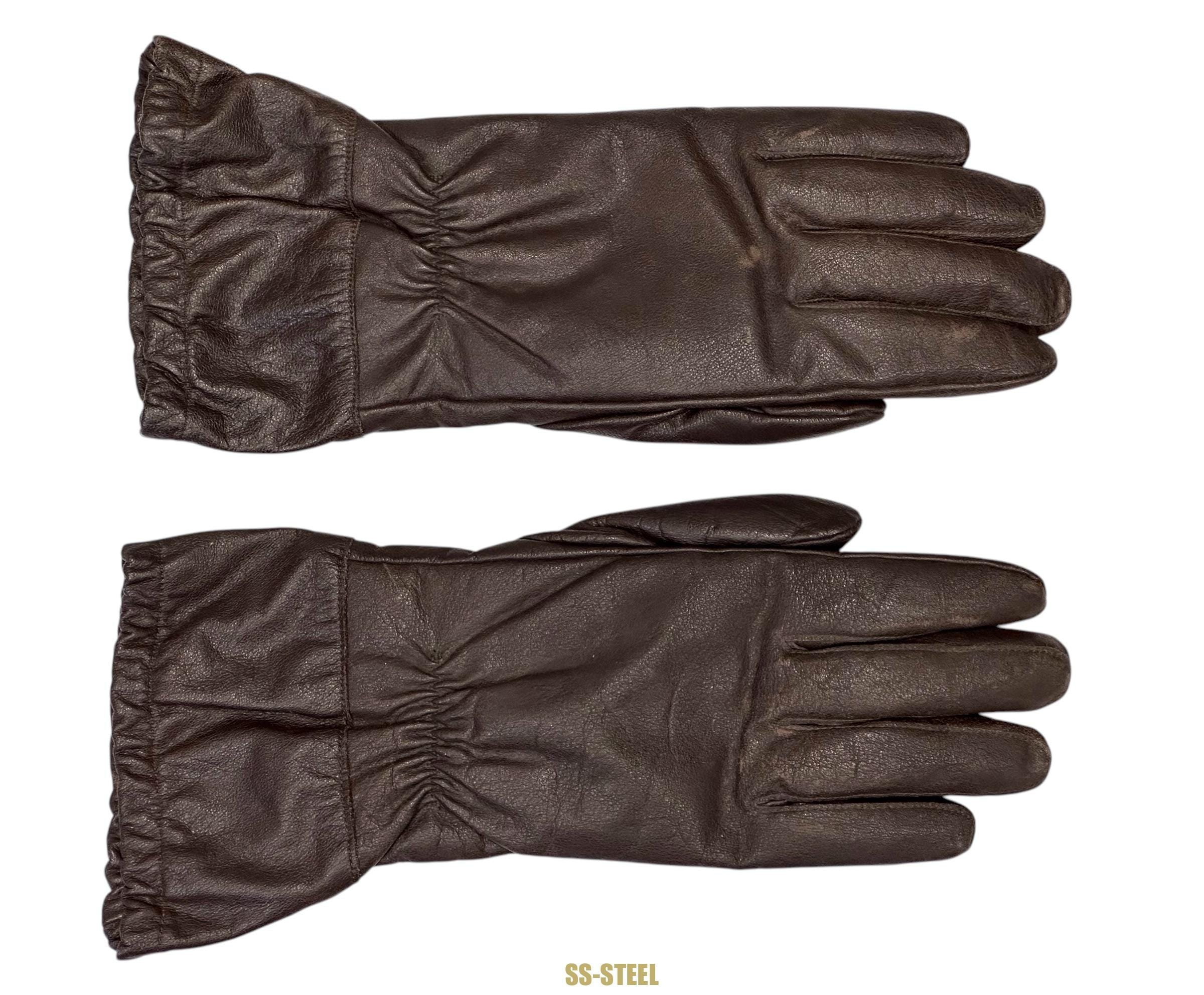 Luftwaffe LKpS101 Helmet, Pilot Gloves, Jump School Document — image 2