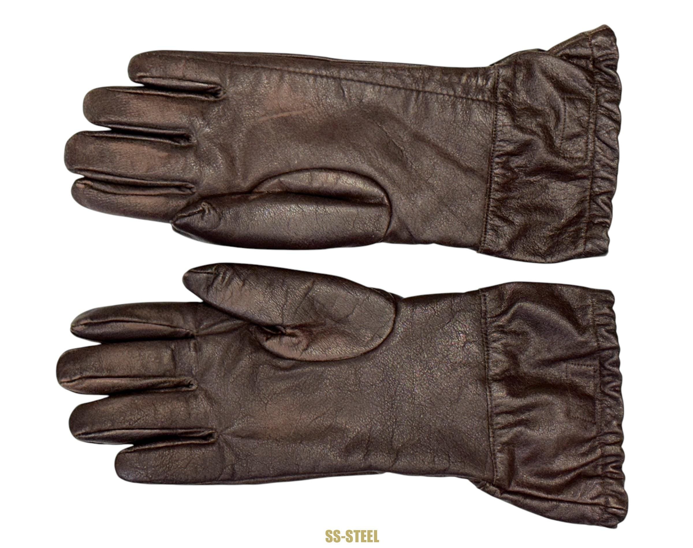 Luftwaffe LKpS101 Helmet, Pilot Gloves, Jump School Document — image 3