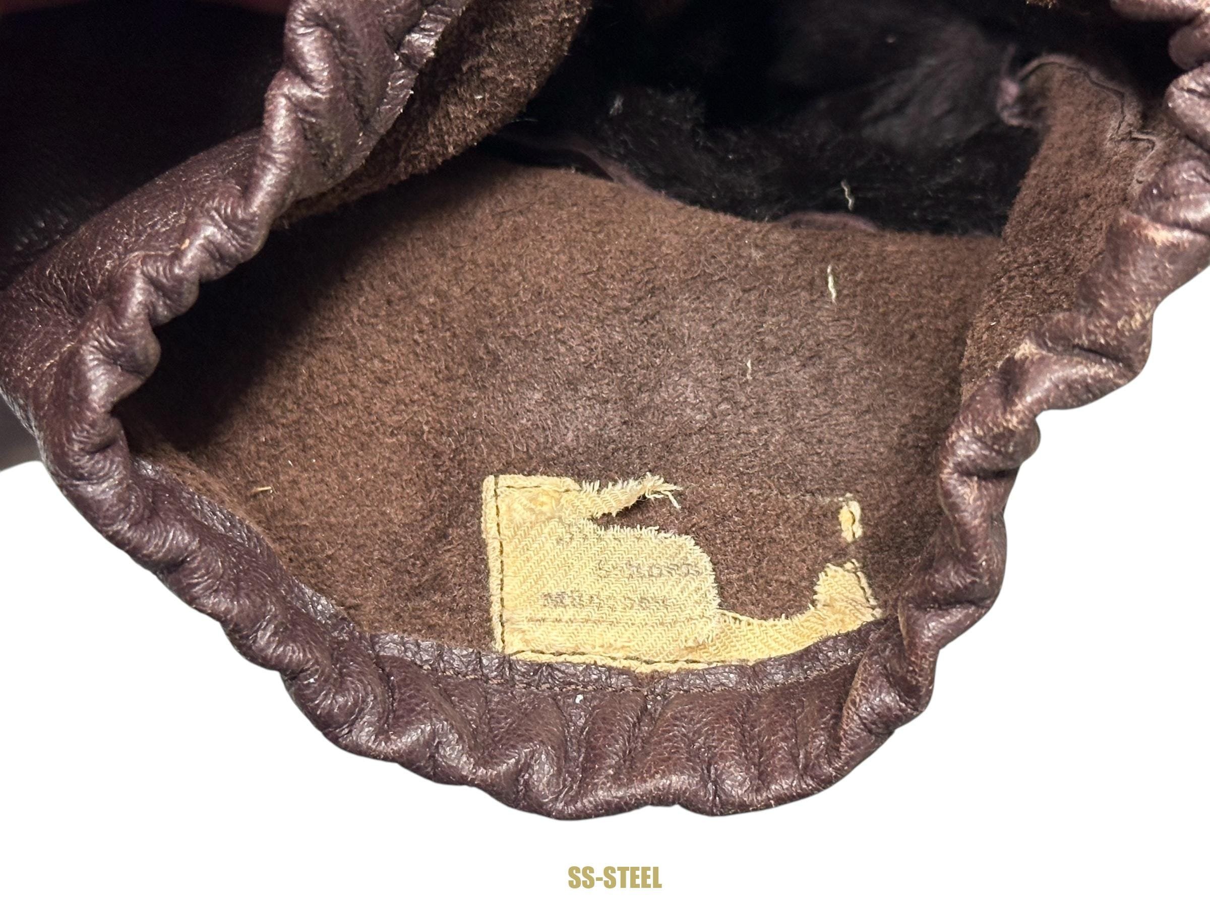 Luftwaffe LKpS101 Helmet, Pilot Gloves, Jump School Document — image 6