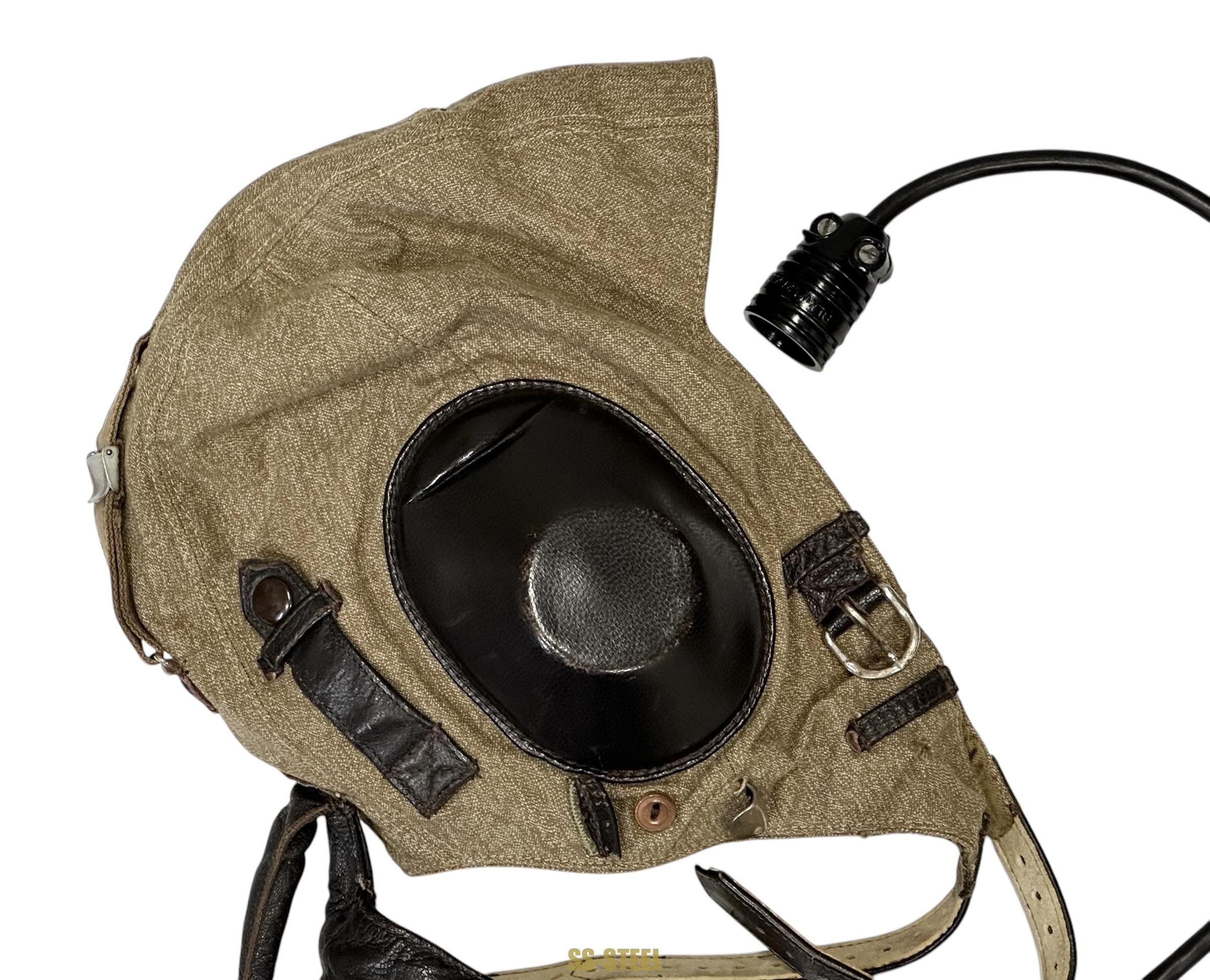 Luftwaffe LKpS101 Helmet, Pilot Gloves, Jump School Document — image 9