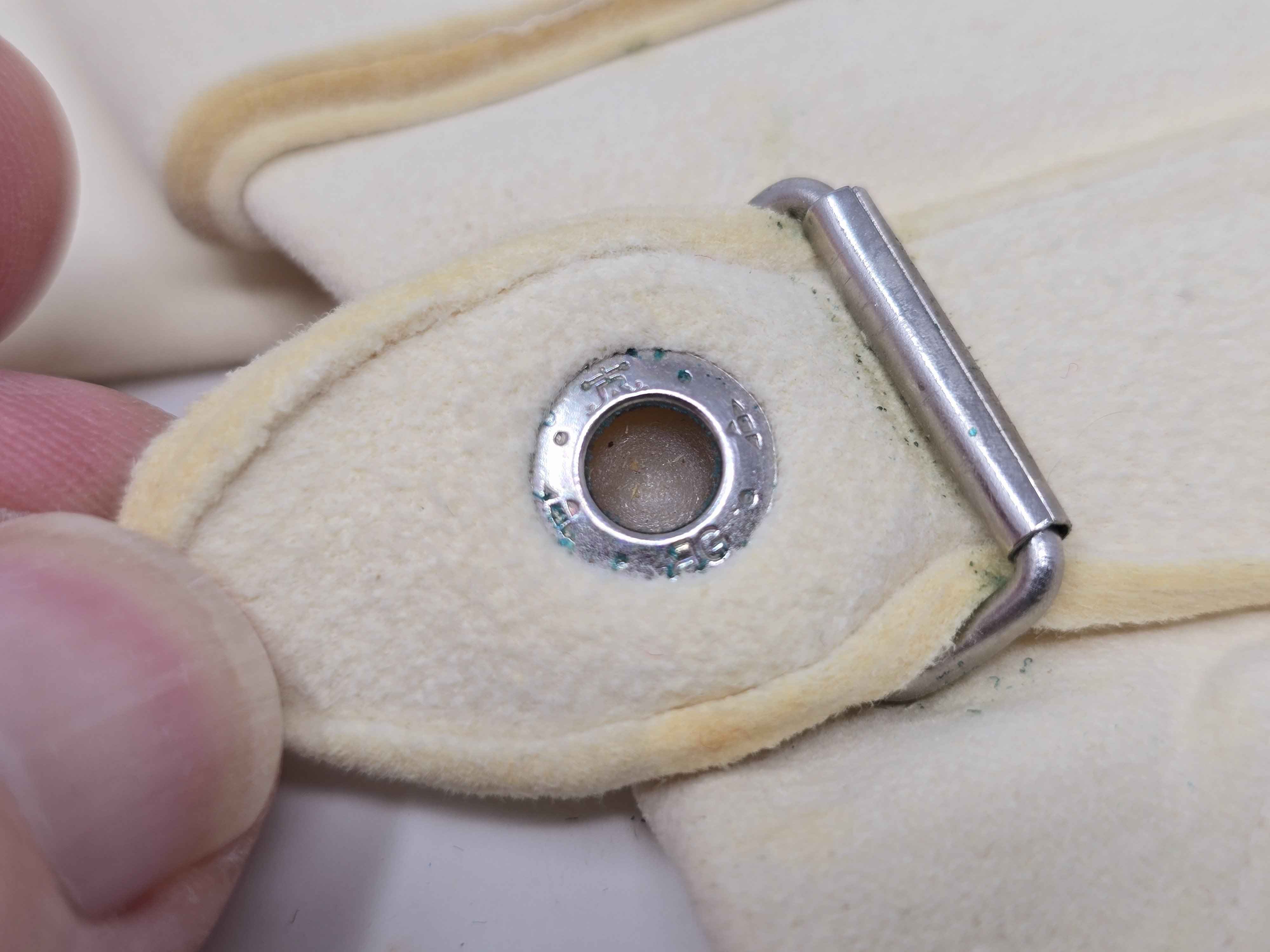 SS / SA Parade White Gauntlet Gloves, Vet Bringback — image 3