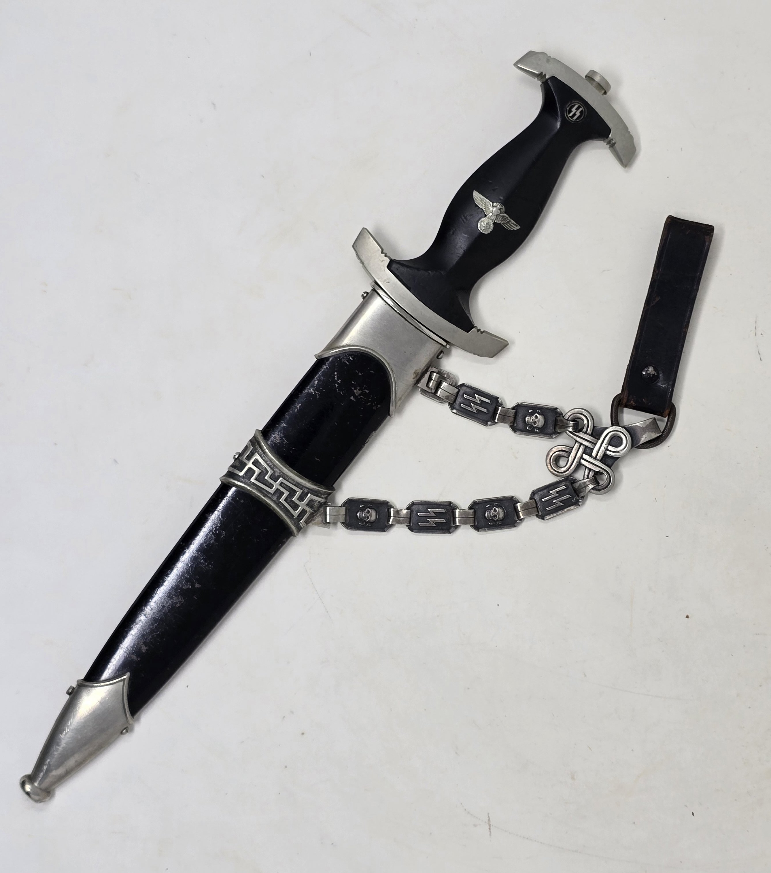 Outstanding SS Chained Dagger / Dolch — image 9