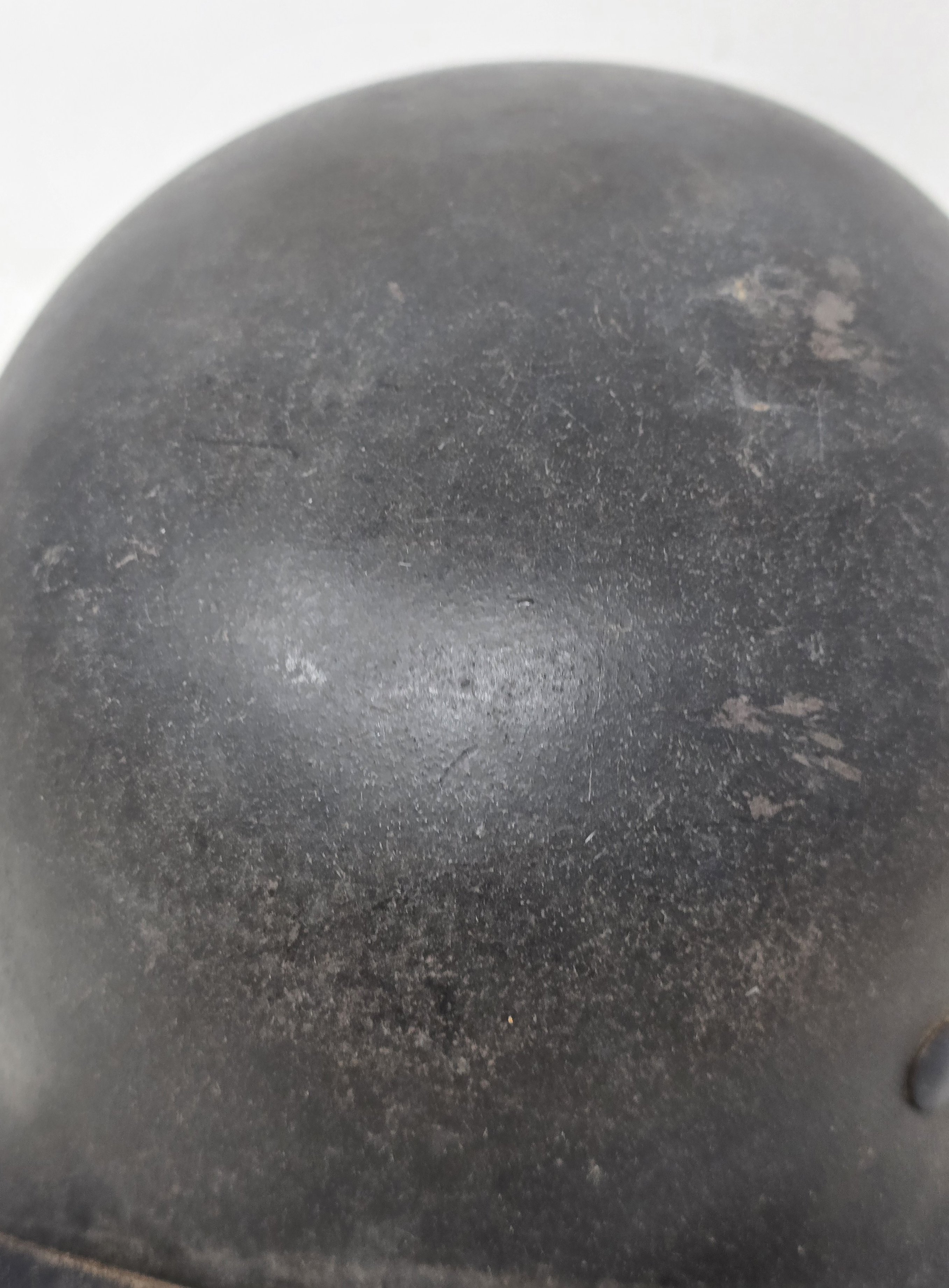 Excellent M-42 Luftwaffe Helmet — image 9
