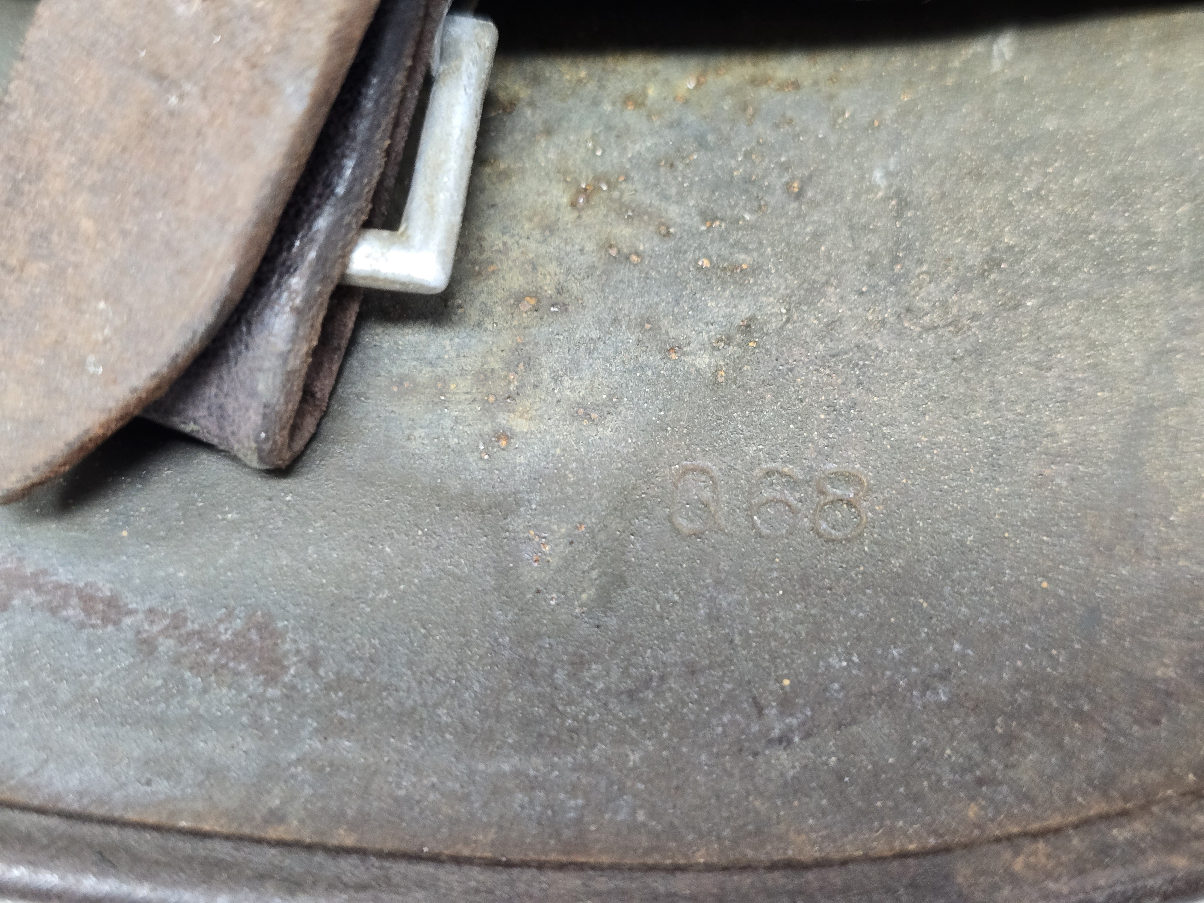 Stunning Pink Tan DAK and Southern Front M35 Heer — image 9