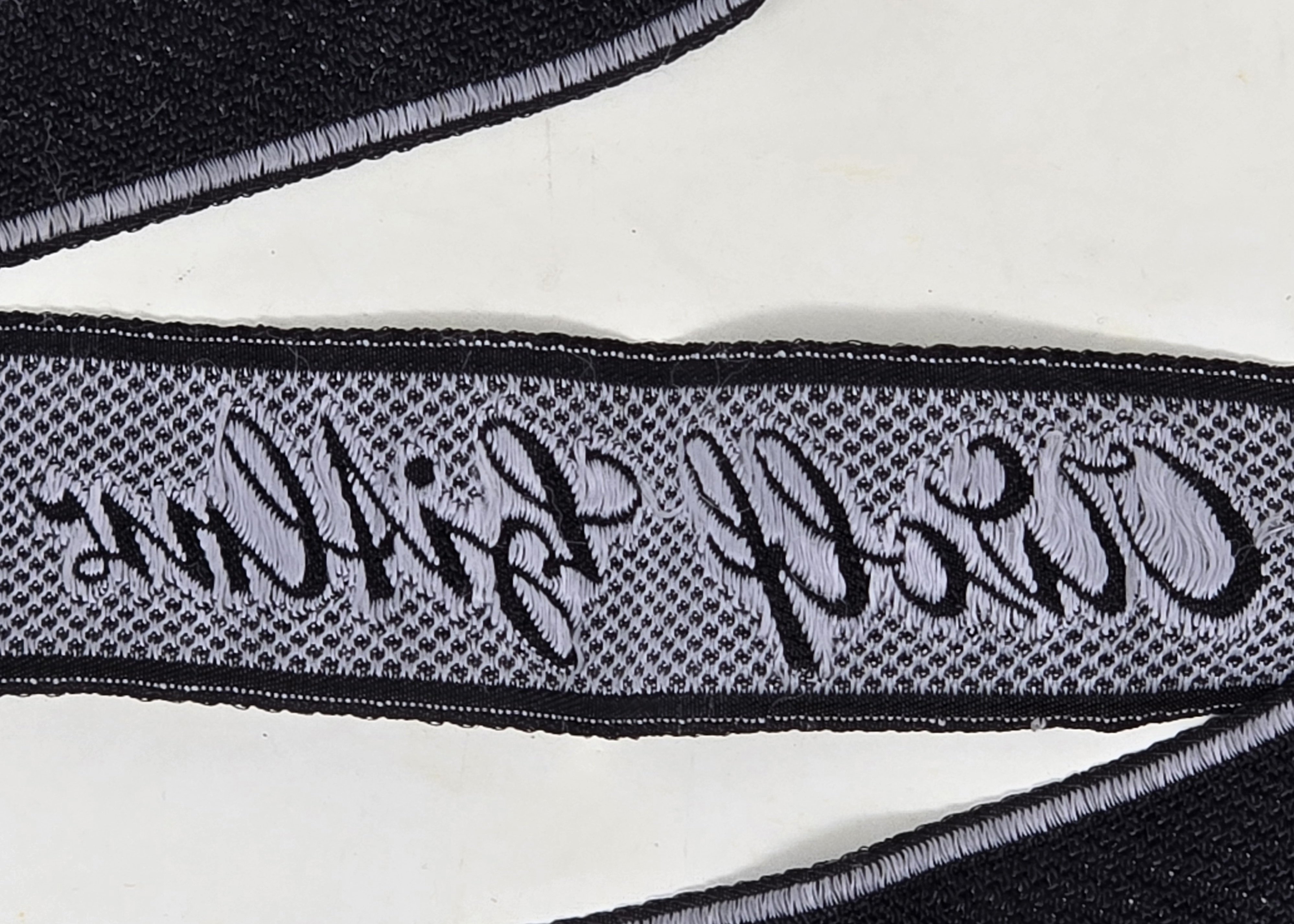 Mint Full-Length LAH Cufftitle, BeVo — image 4