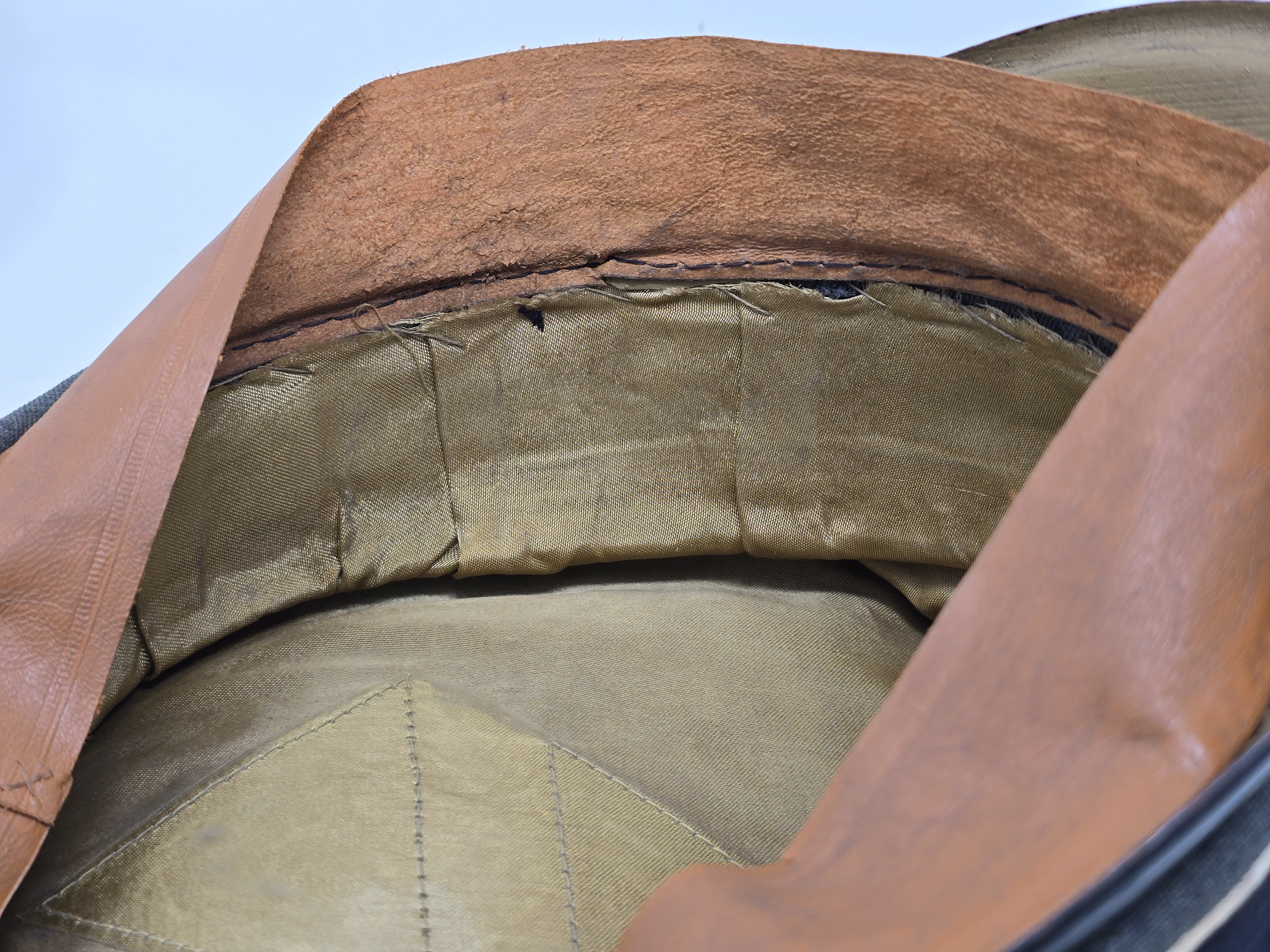 Outstanding Waffen-SS Officer's Visor Cap, Kleiderkasse — image 6