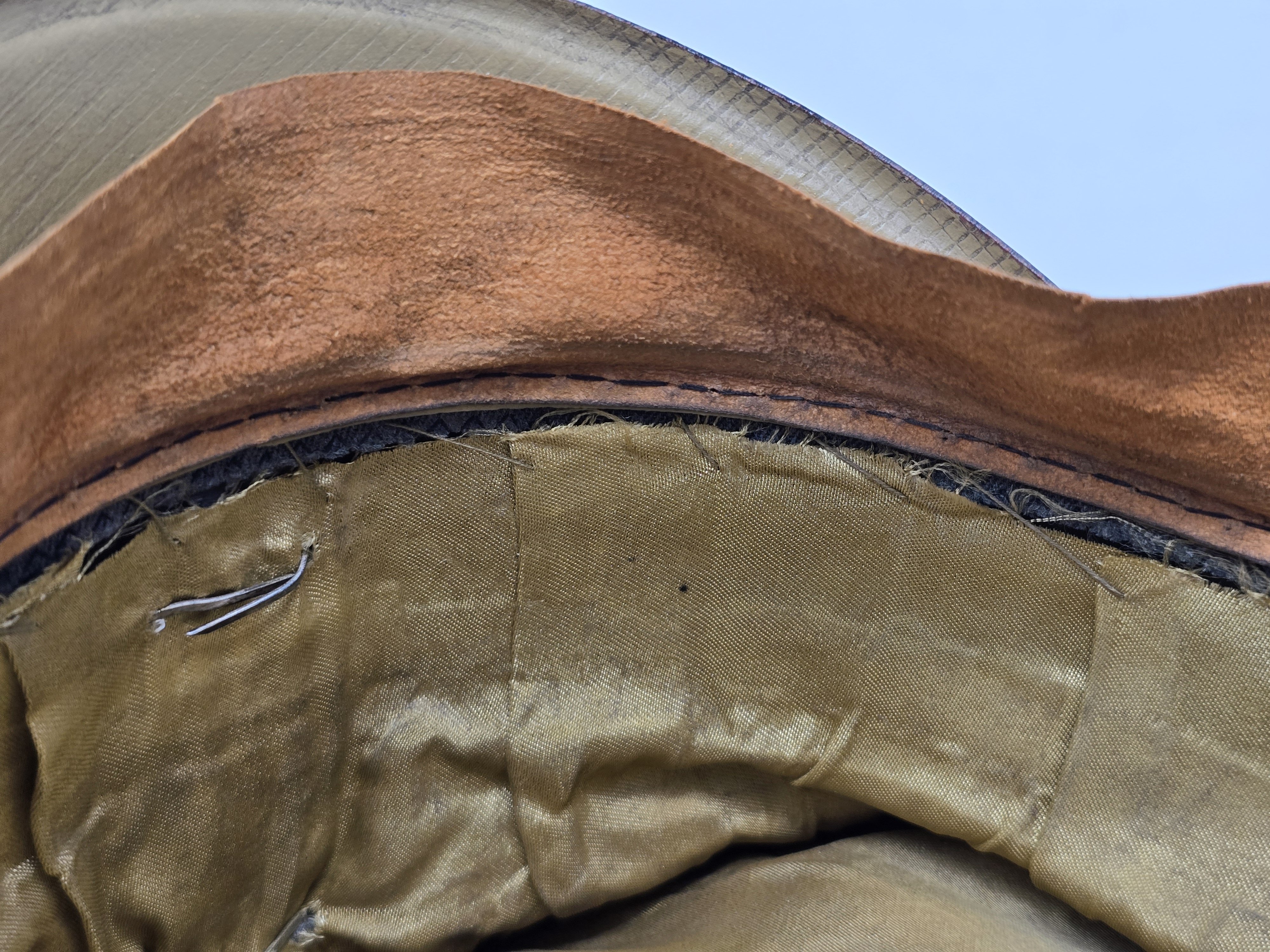 Outstanding Waffen-SS Officer's Visor Cap, Kleiderkasse — image 8