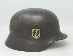 Q66 M40 SS Single Decal Helmet NAMED