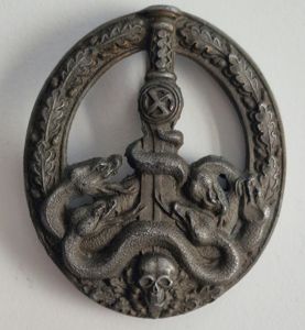 Fine Anti-Partisan Badge by Juncker