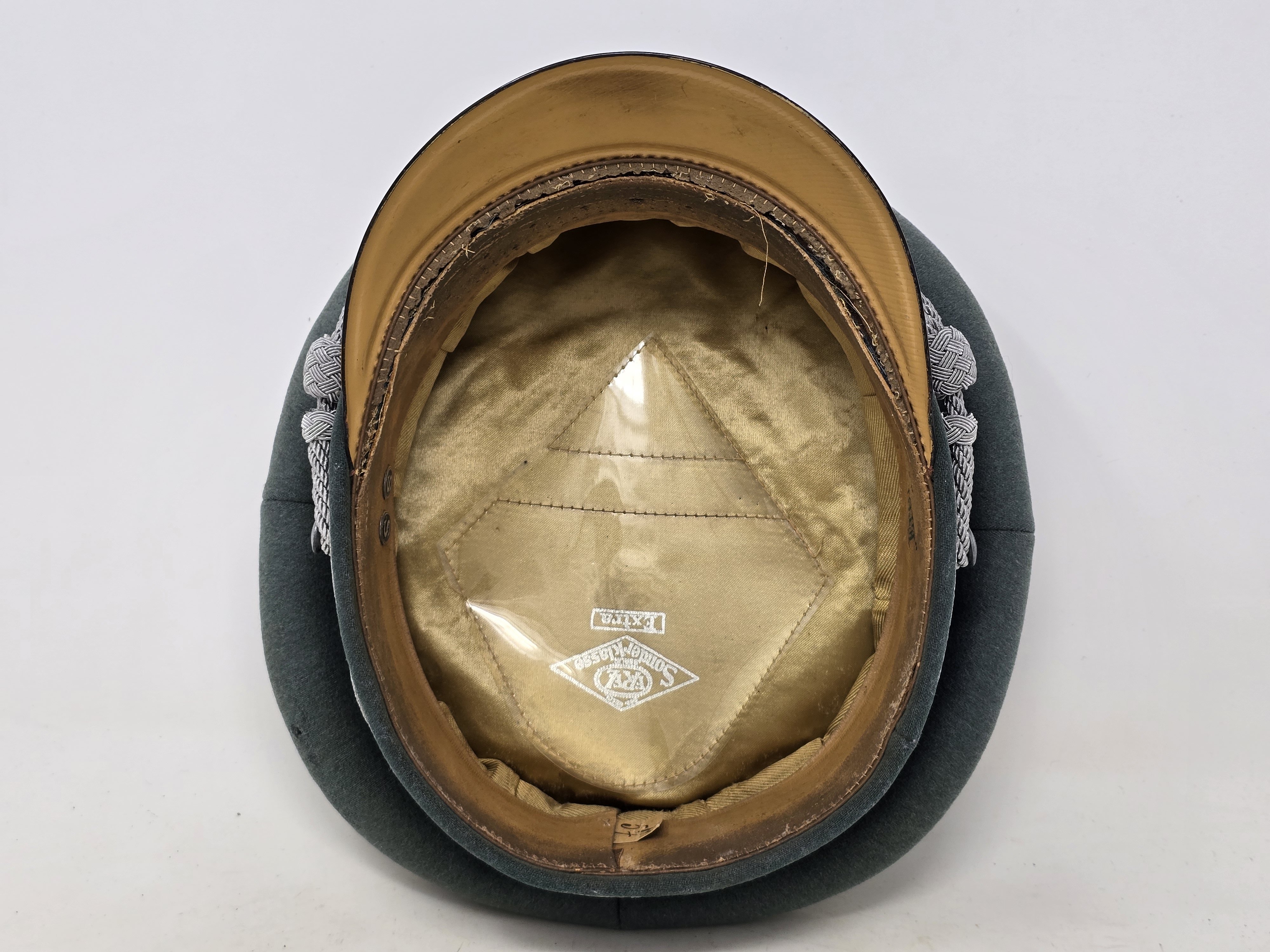 Outstanding Waffen-SS General's Visor Cap, Possibly Attributed — image 2