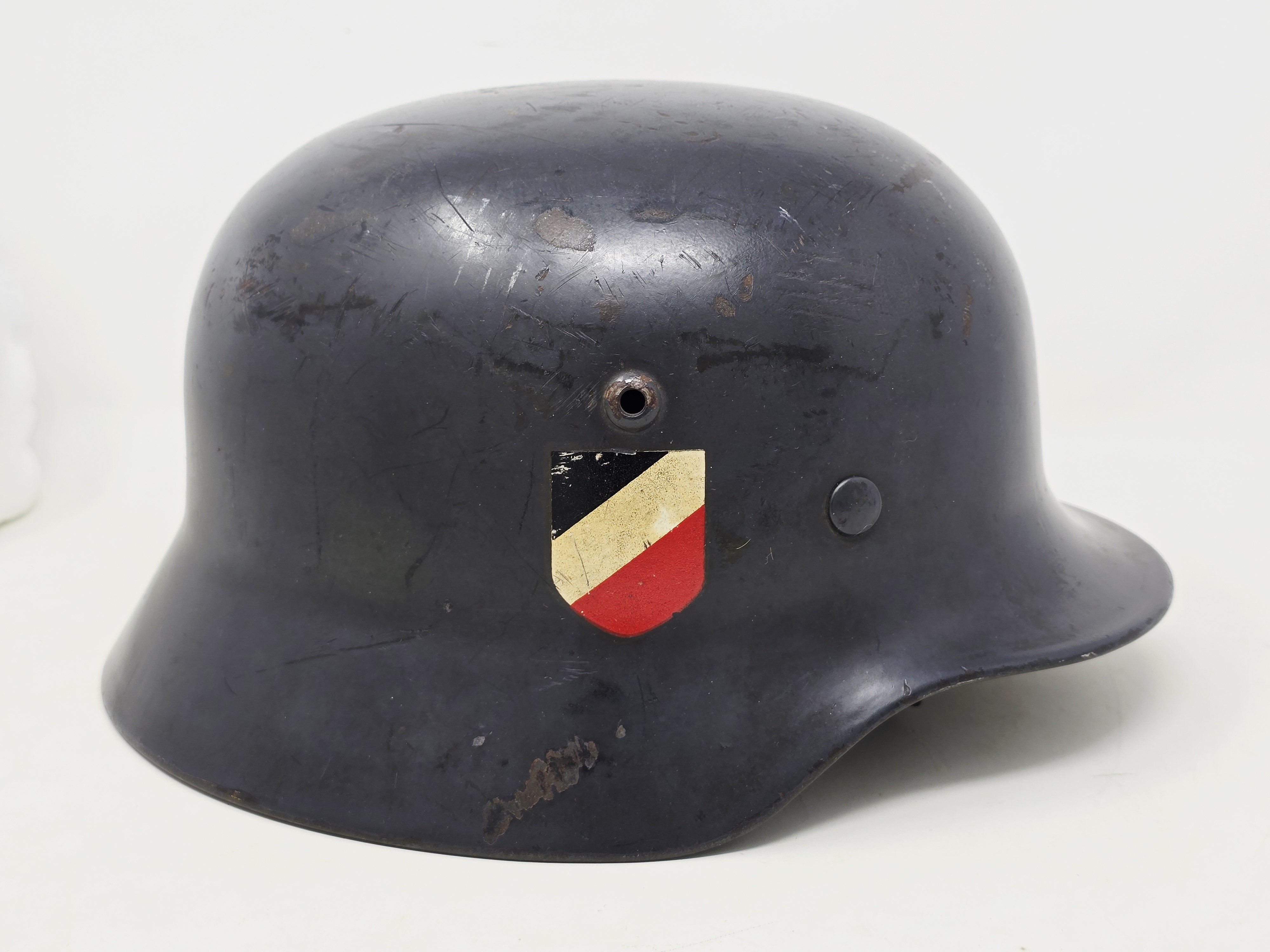 Excellent Luftwaffe M35 Double Decal Helmet — image 2