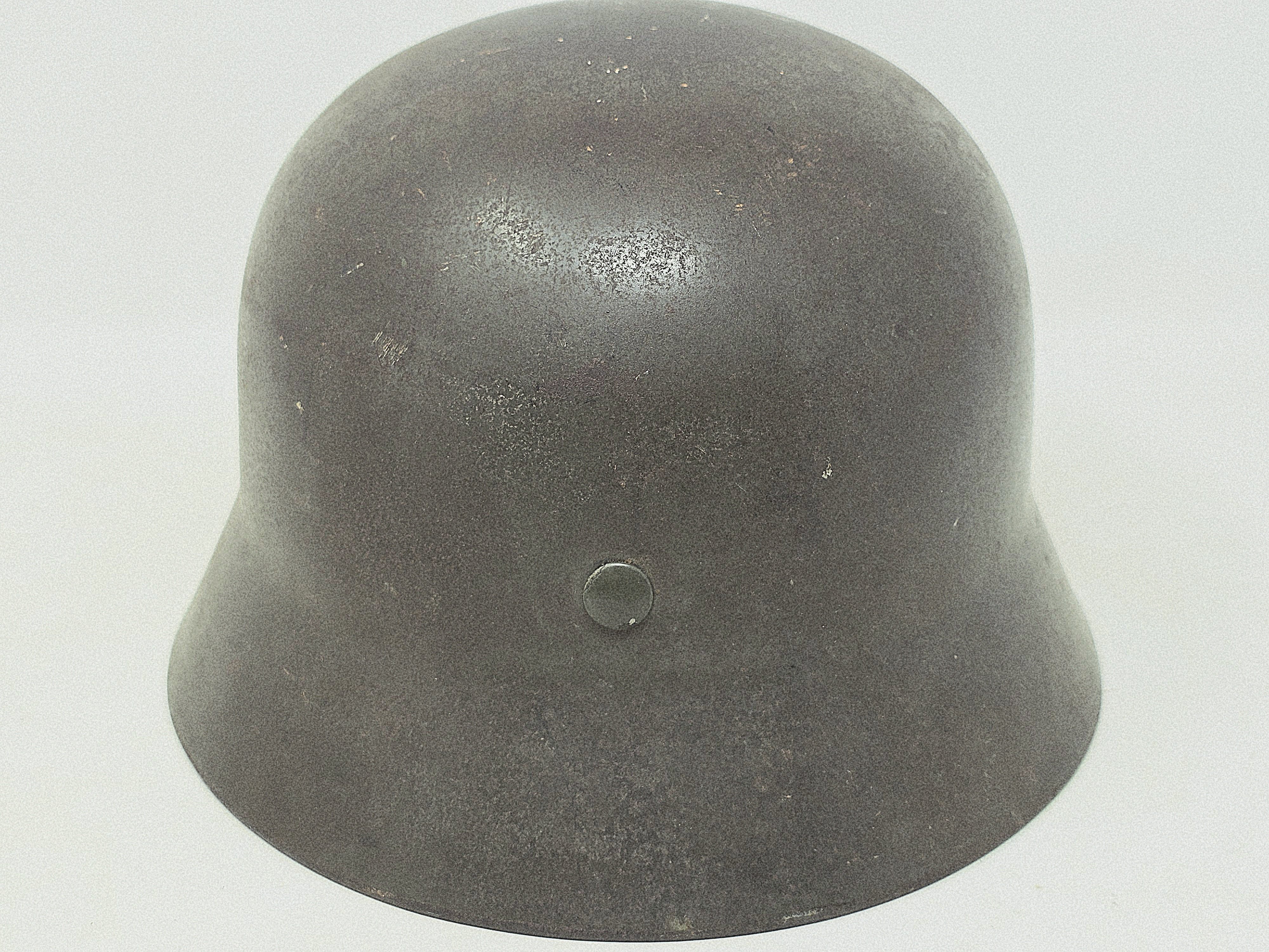 Outstanding Kriegsmarine M35 Helmet — image 12