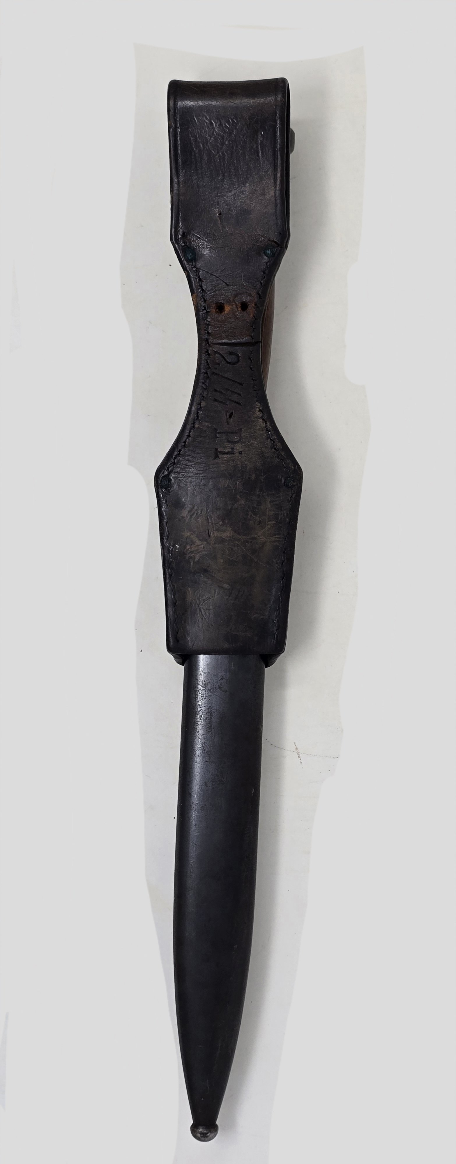 K98 Bayonet with SS-Marked Frog — image 2