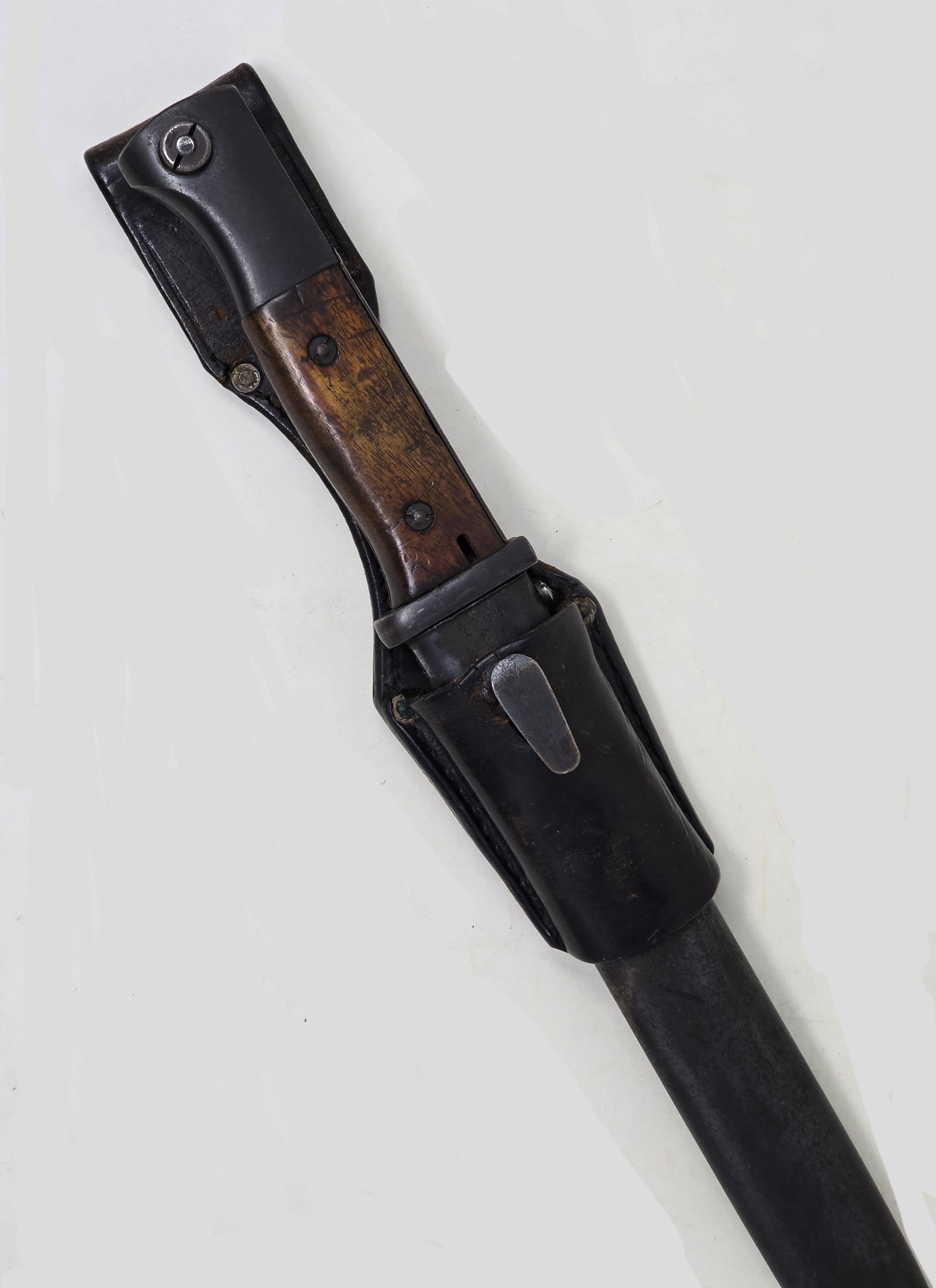 K98 Bayonet with SS-Marked Frog — image 8