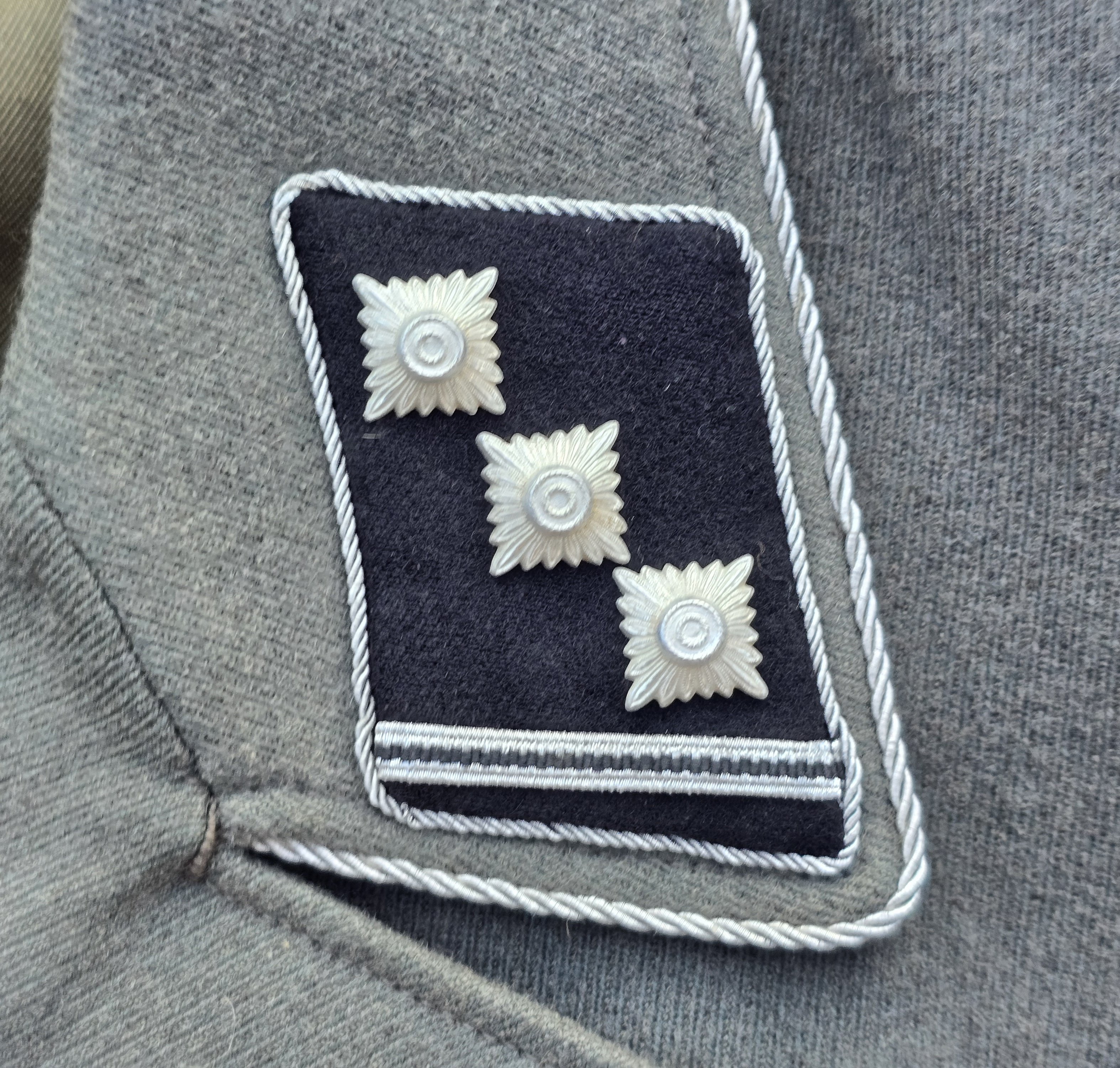 Fine, Rare SS-TV Officer's M36 Tunic, ,,Oberbayern' — image 11