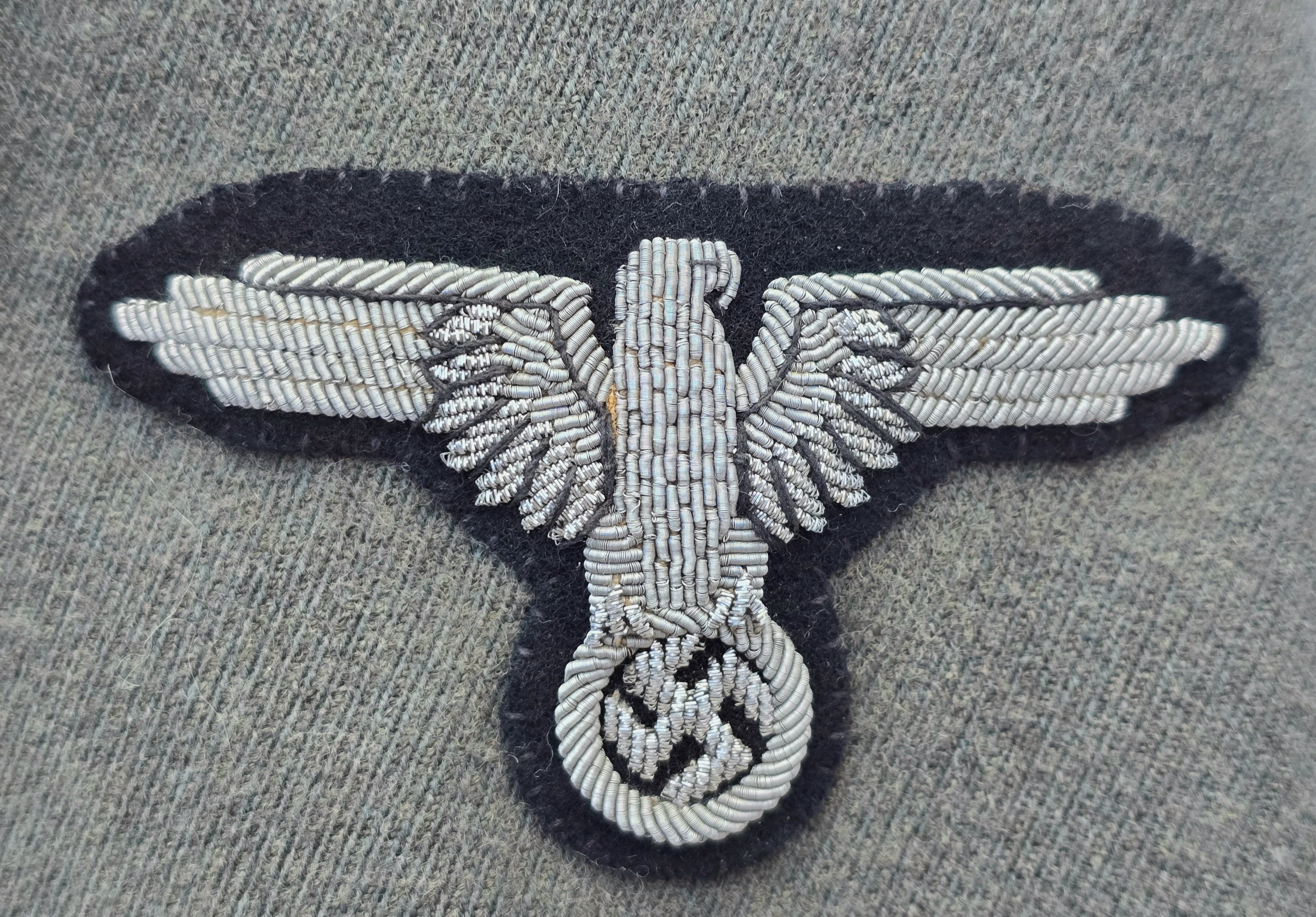 Fine, Rare SS-TV Officer's M36 Tunic, ,,Oberbayern' — image 12