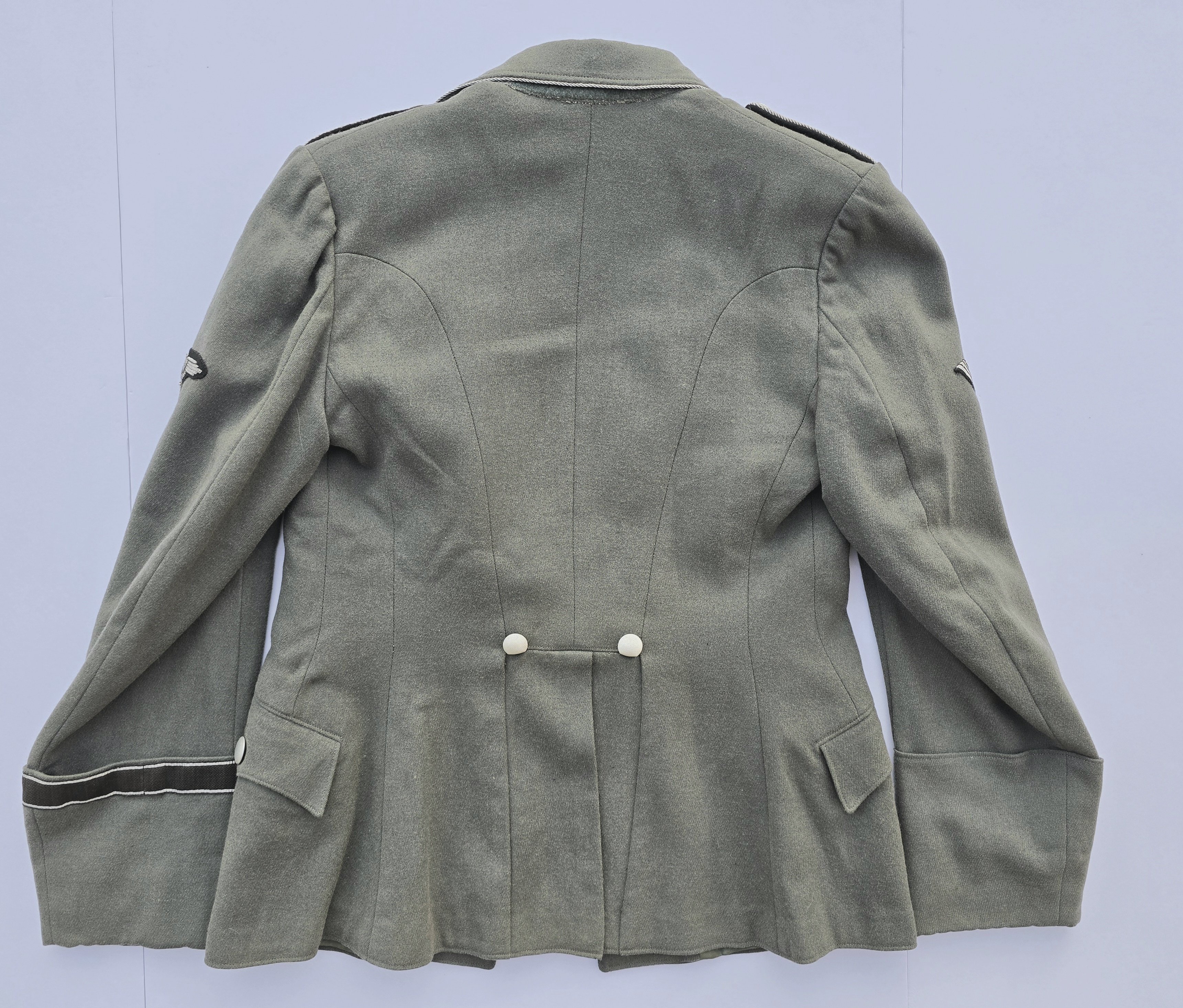 Fine, Rare SS-TV Officer's M36 Tunic, ,,Oberbayern' — image 2