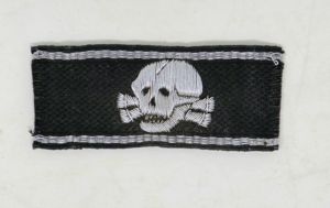 Totenkopf Skull Cufftitle 'Cutoff'