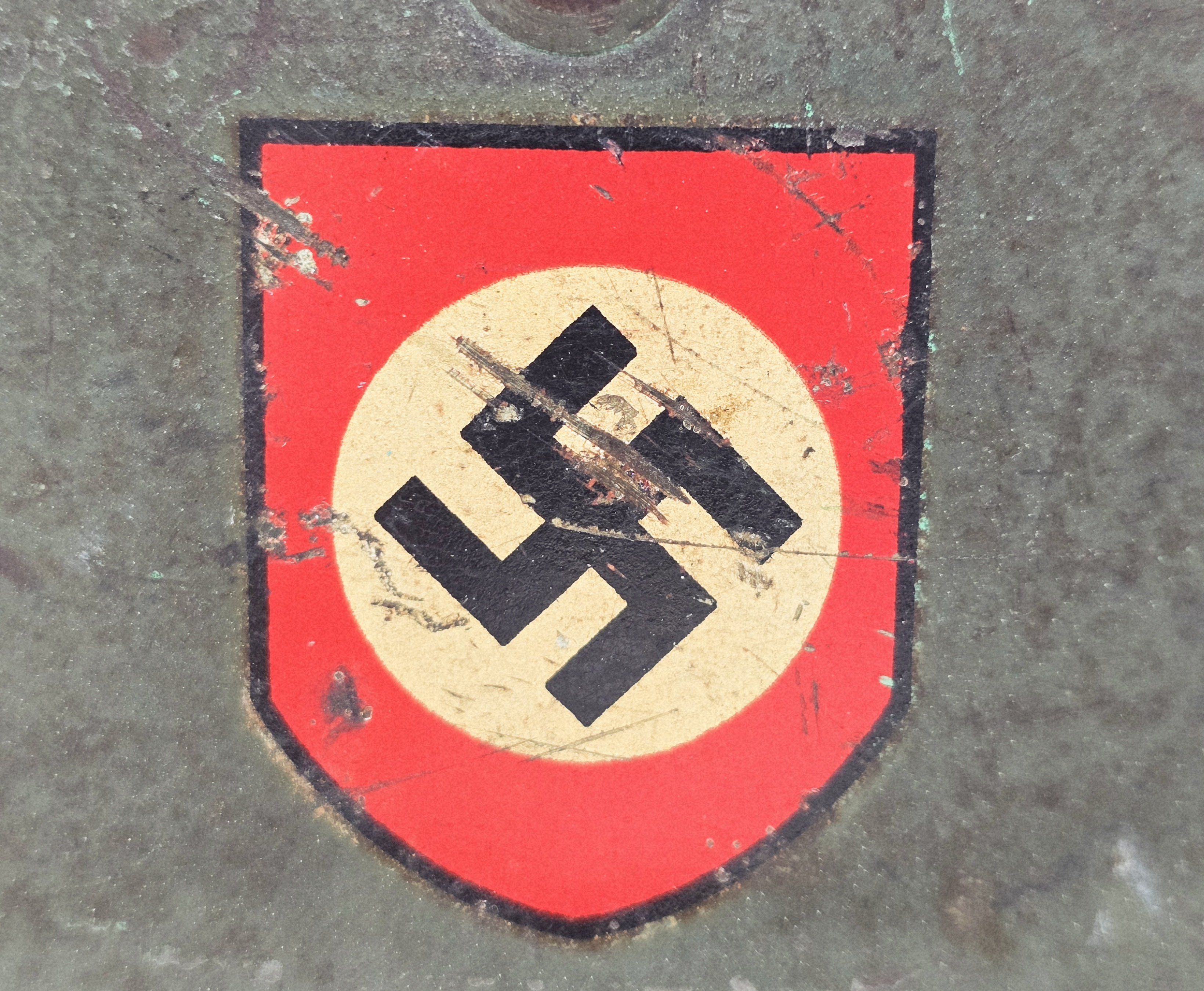 Outstanding Waffen-SS M35 Double Decal Helmet ET64 — image 10