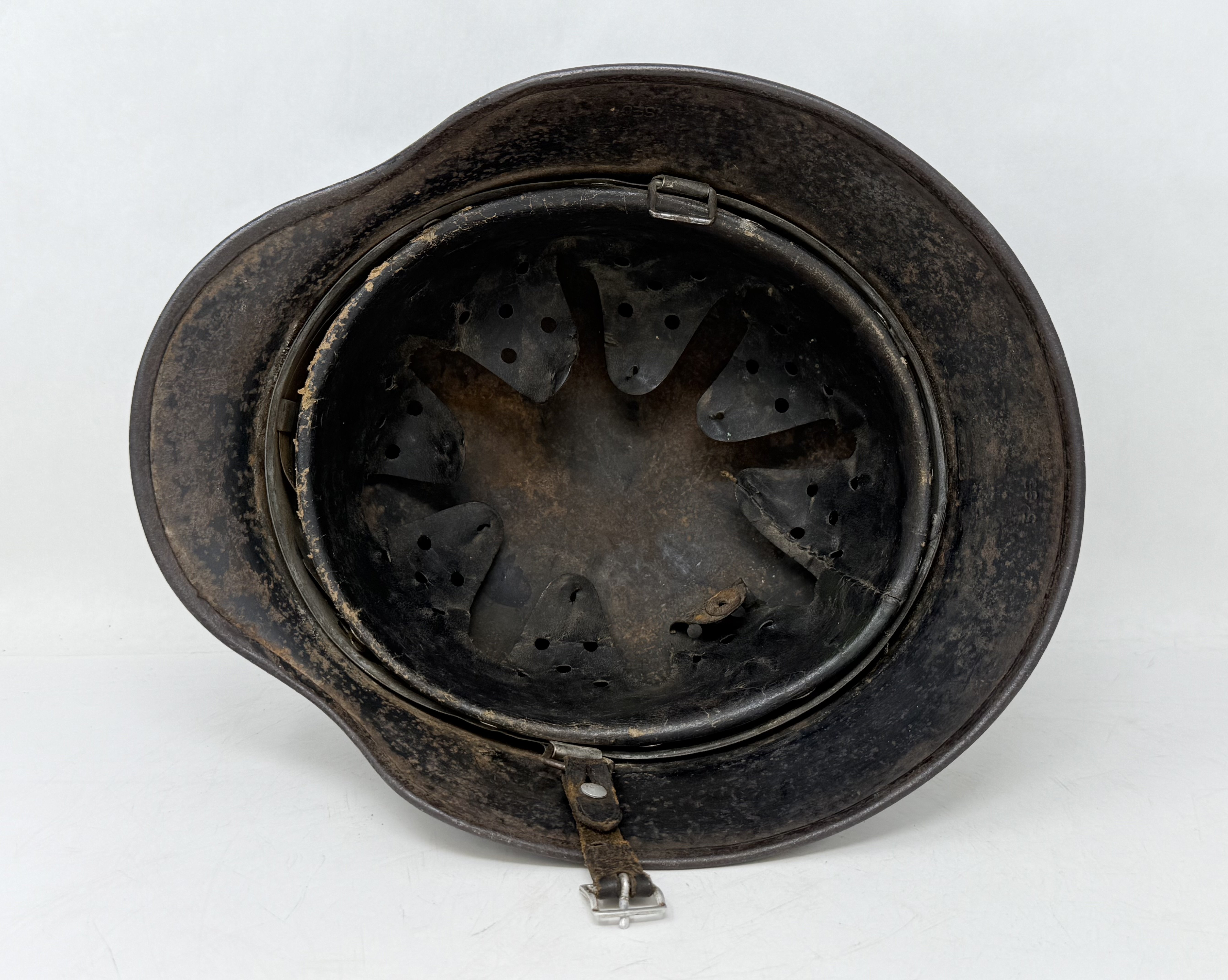 Luftwaffe M40 Single Decal Camo Helmet — image 10