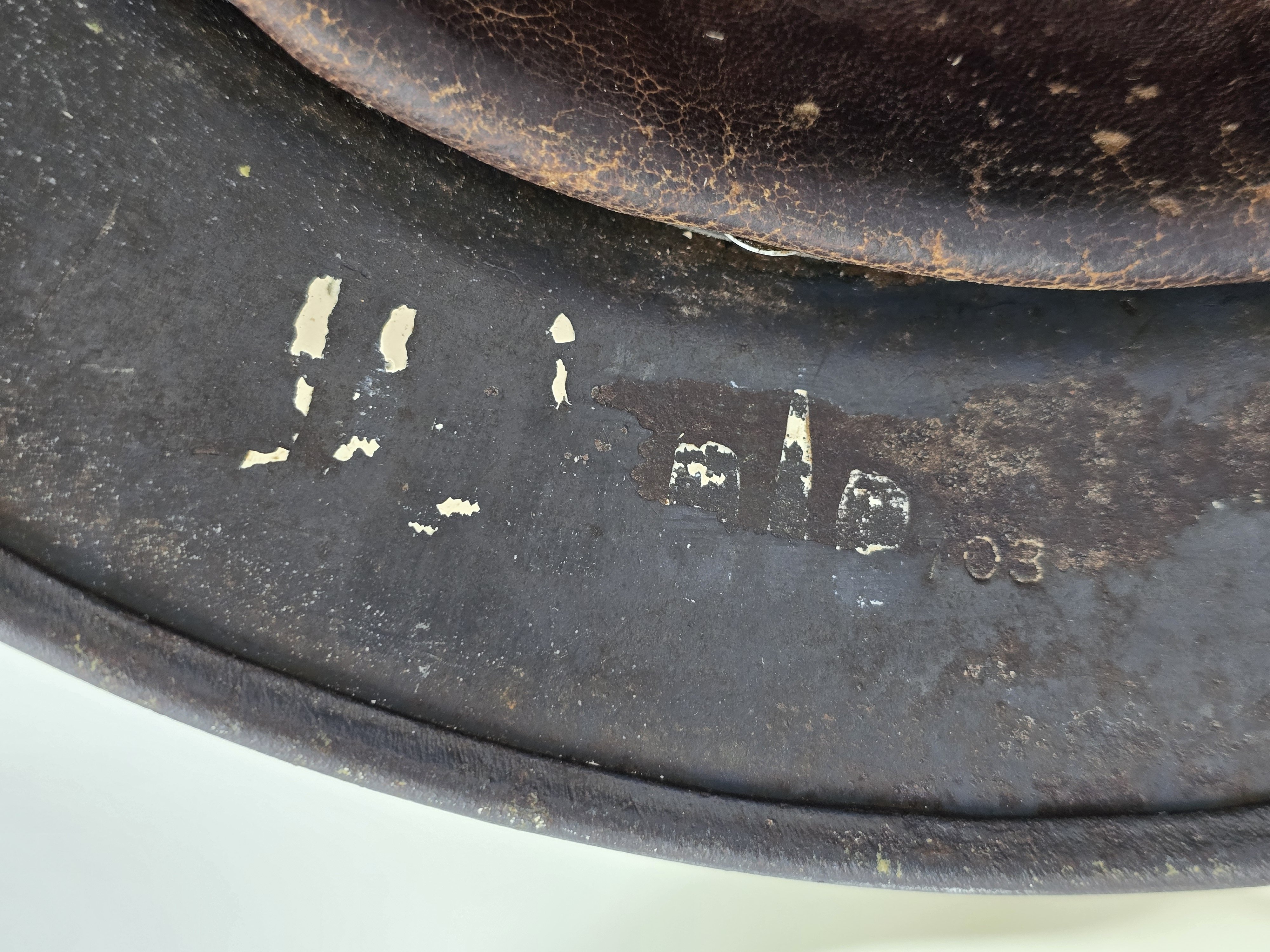 Stunning Luftwaffe Camouflage M40 Helmet — image 9