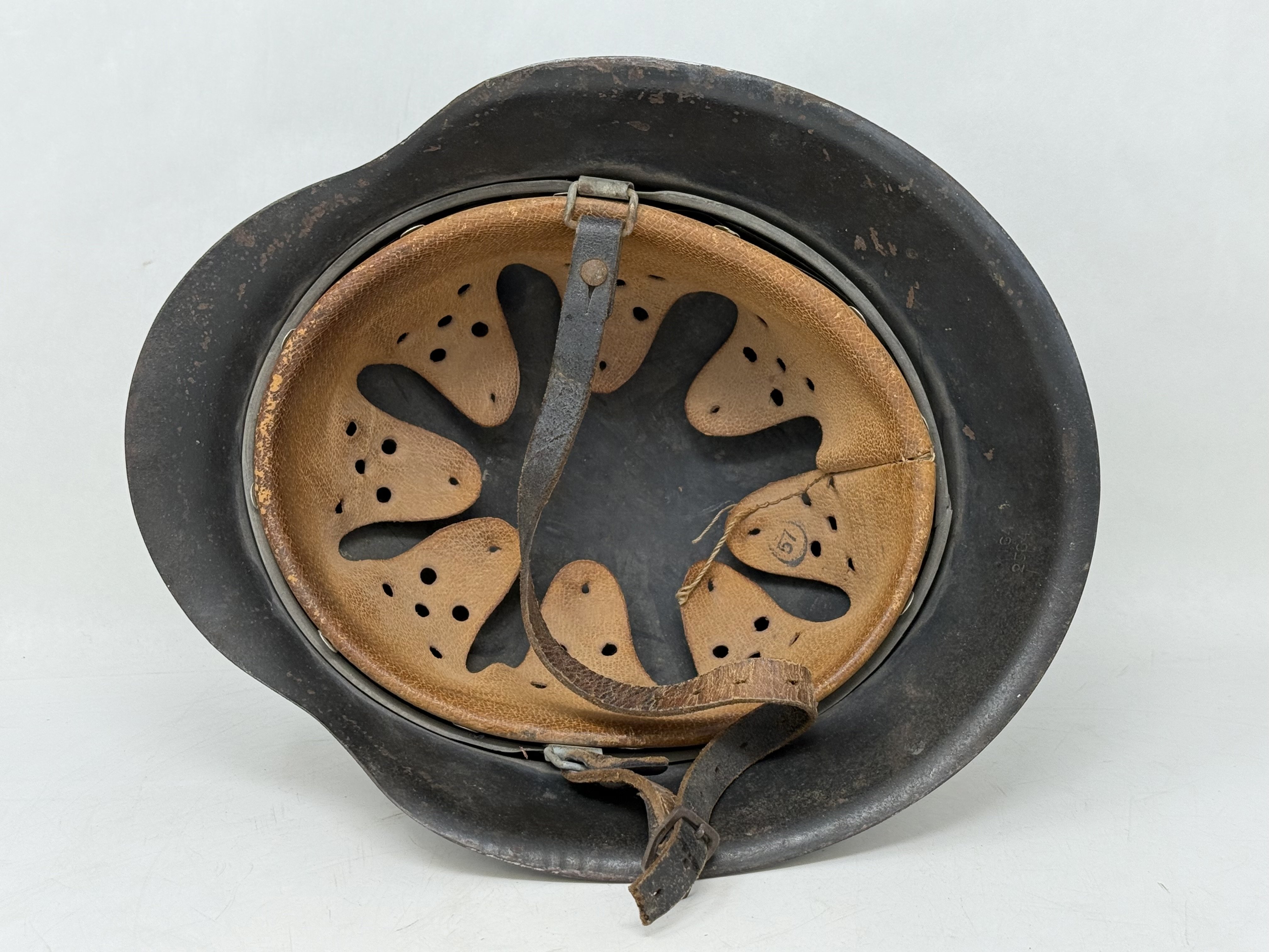 Luftwaffe M42 Single Decal Whitewash Camo Helmet — image 10