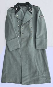 Striking Waffen-SS Medical Officer's Mantel