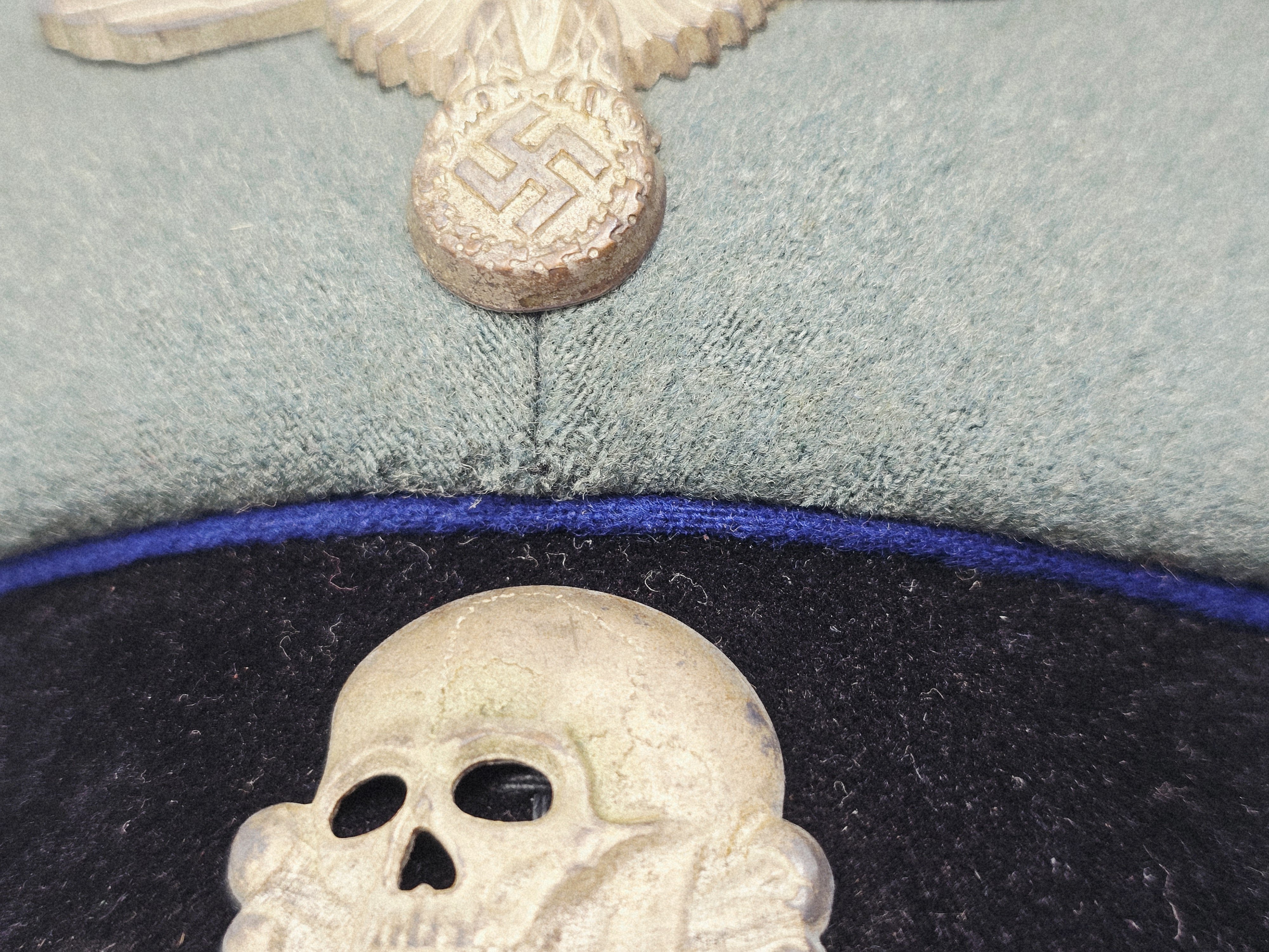 Stunning SS Medical Officer's Visor Cap — image 13